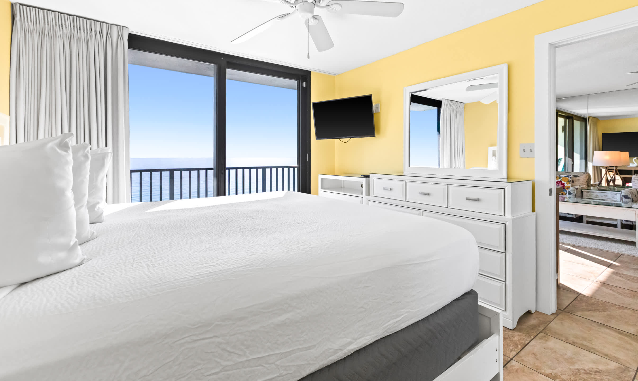 One Seagrove Place 1101 | Photo 19