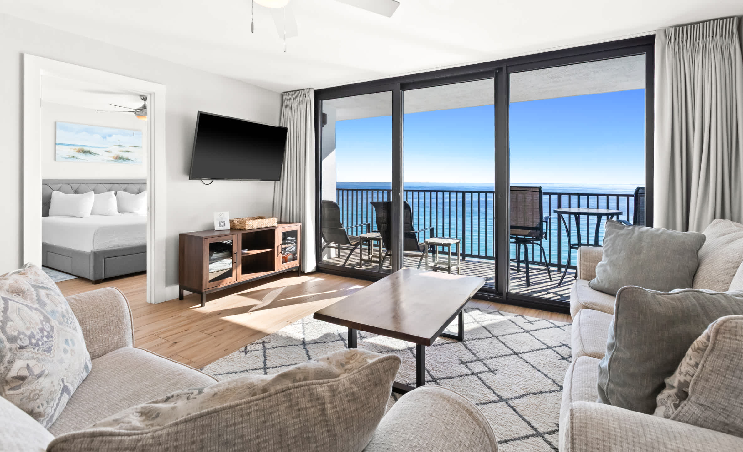 One Seagrove Place 1201 4