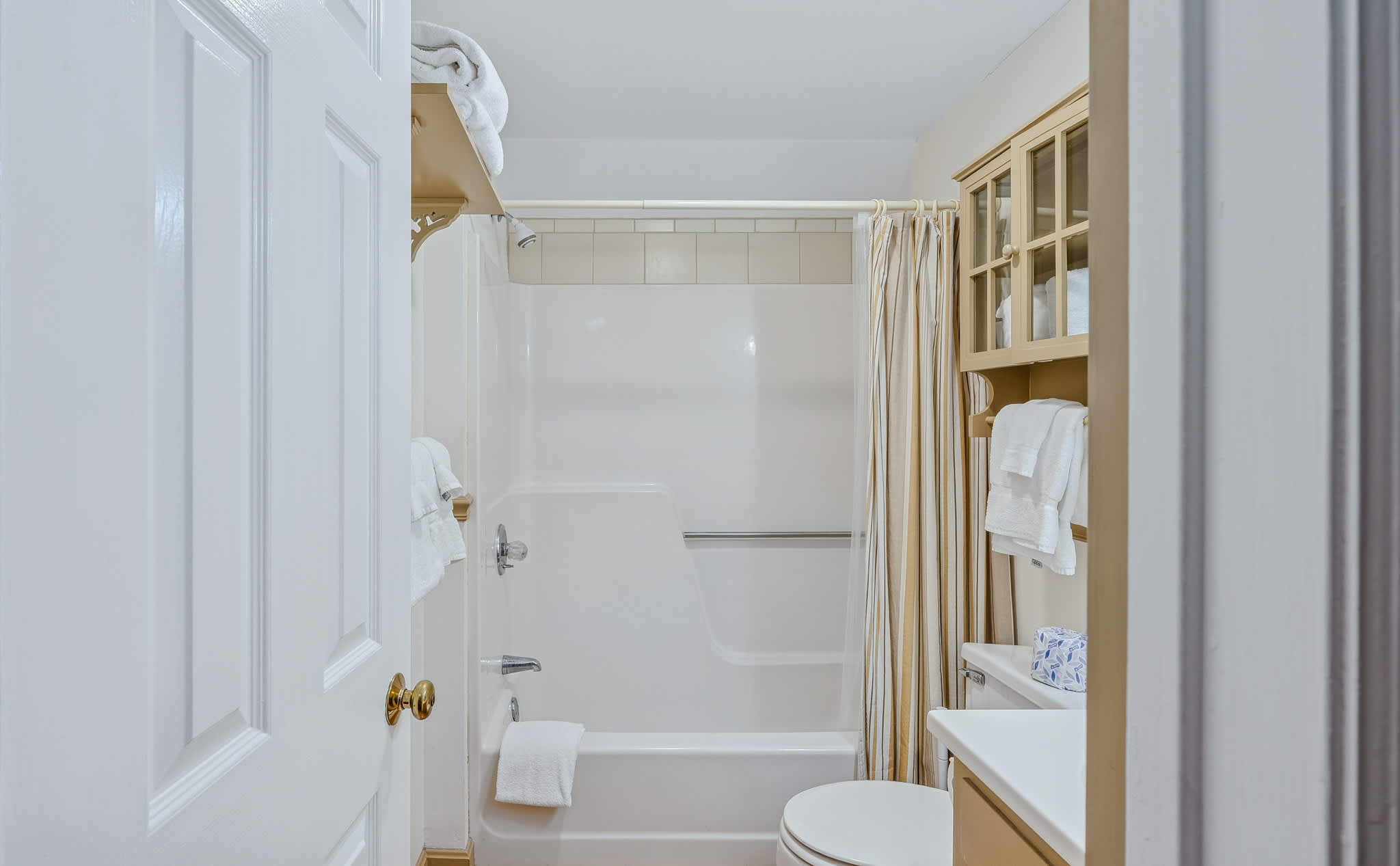 End Unit, Golf Views, Club - Lakeland Village 1A*