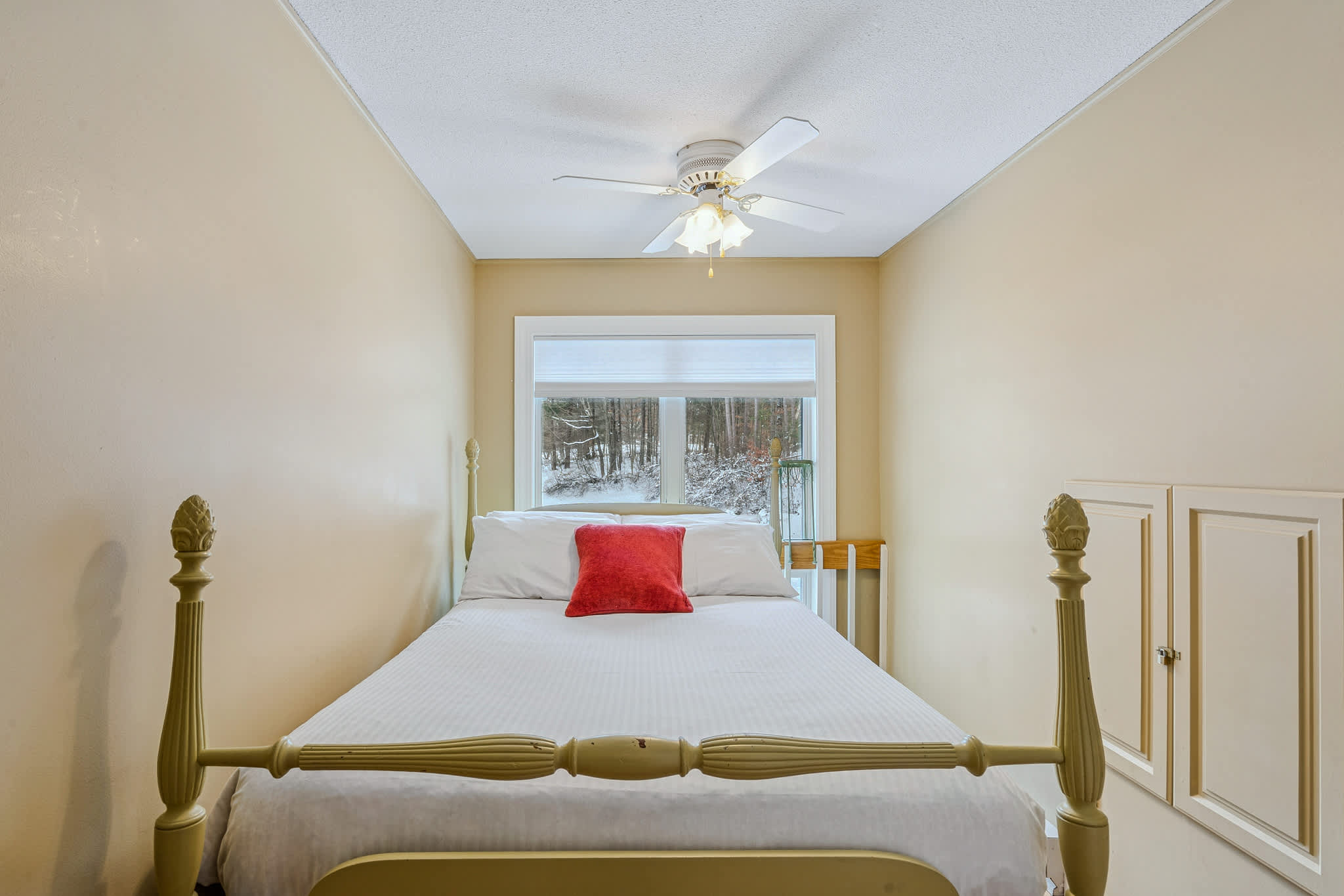 End Unit, Golf Views, Club - Lakeland Village 1A*