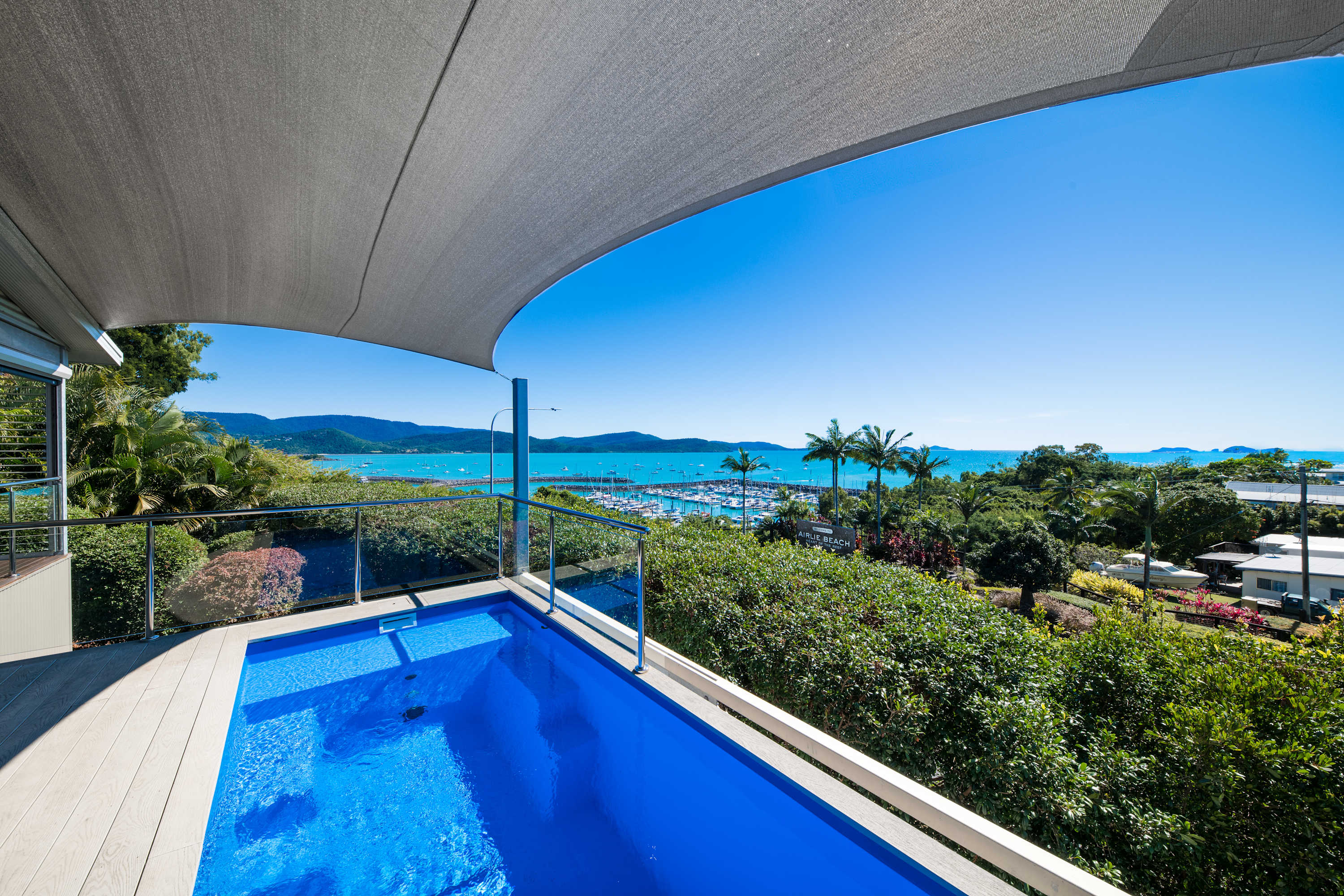 Heart on Airlie Cres Airlie Beach Waterfront Home — Airlie Beach, Queensland — vacation rental