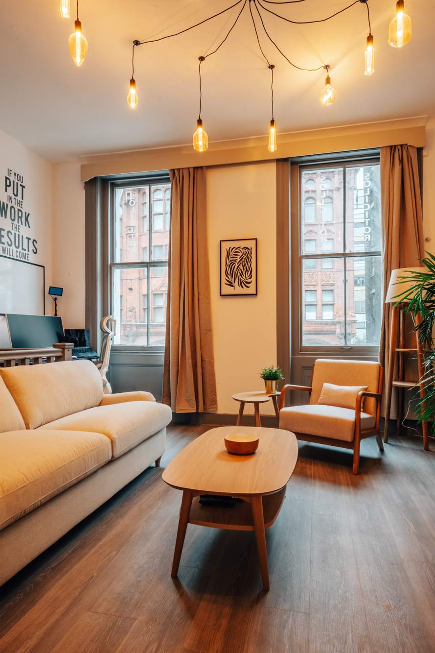 Central Old Street Apt: Multi-Level, Workspace, in City Road 133 EC1V 1JB - Property image 7 - VivreStays