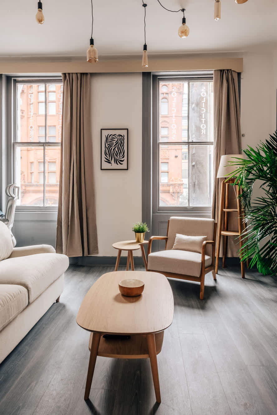 Central Old Street Apt: Multi-Level, Workspace, in City Road 133 EC1V 1JB - Property image 8 - VivreStays