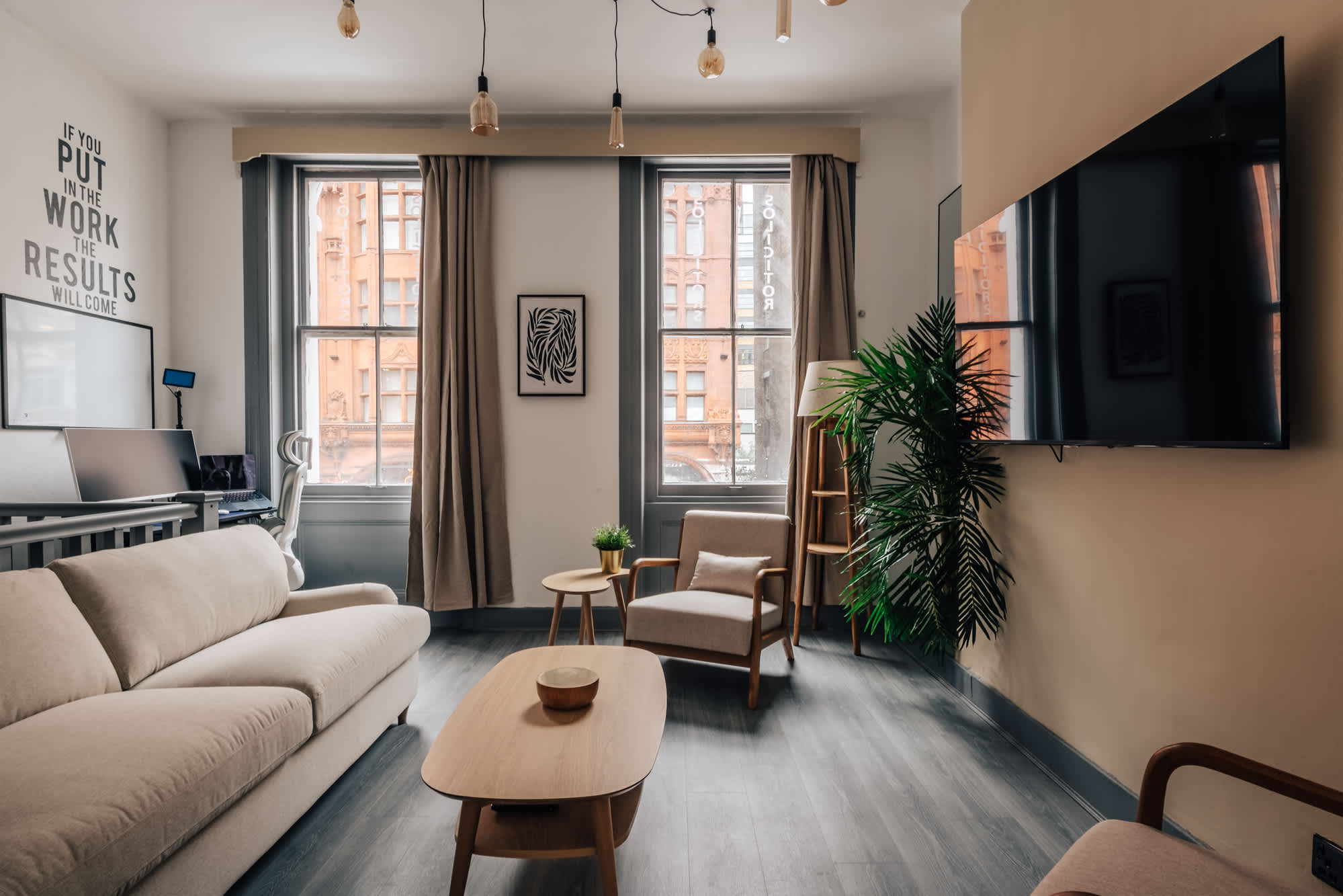 Central Old Street Apt: Multi-Level, Workspace, in City Road 133 EC1V 1JB - Property image 6 - VivreStays
