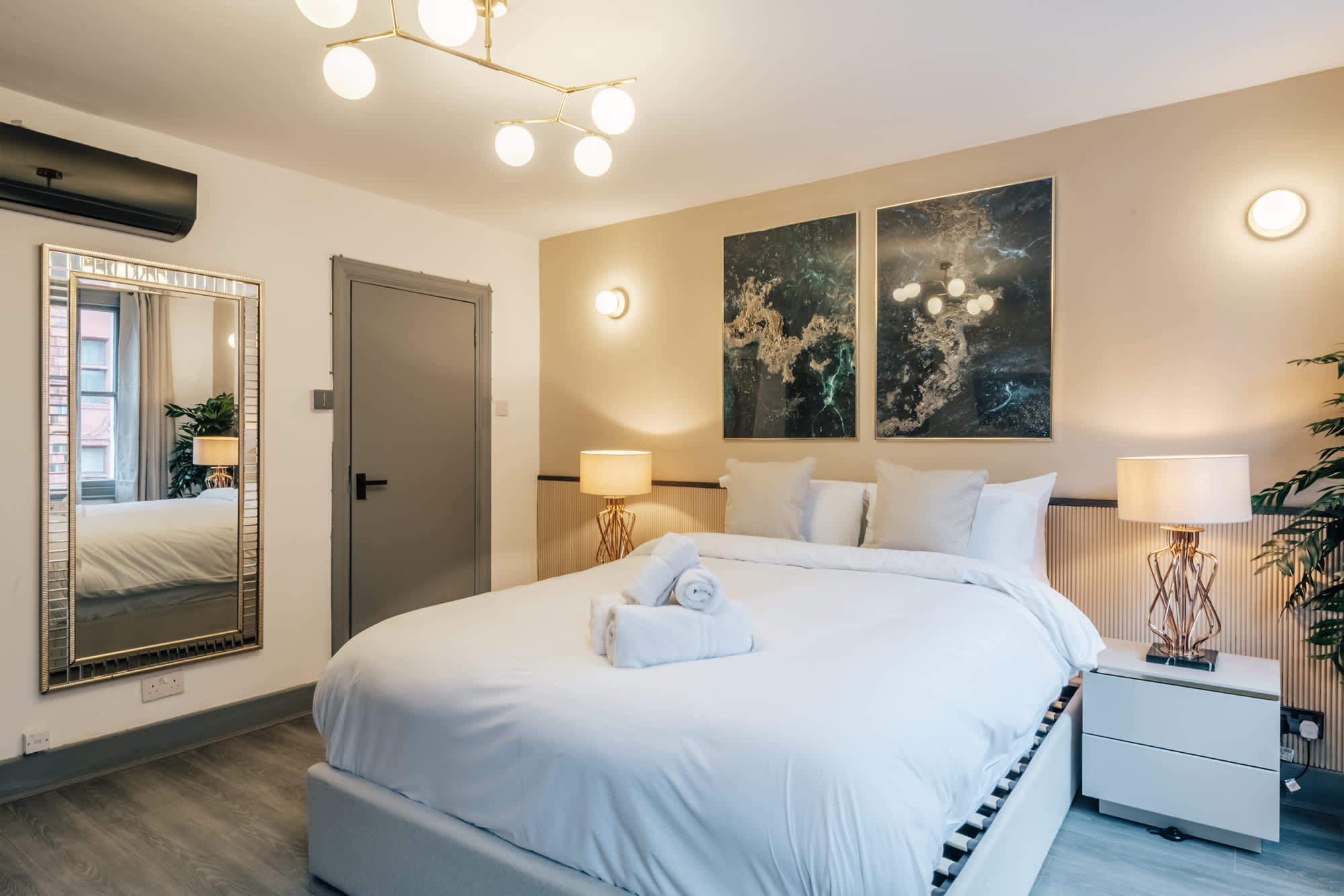 Central Old Street Apt: Multi-Level, Workspace, in City Road 133 EC1V 1JB - Property image 34 - VivreStays