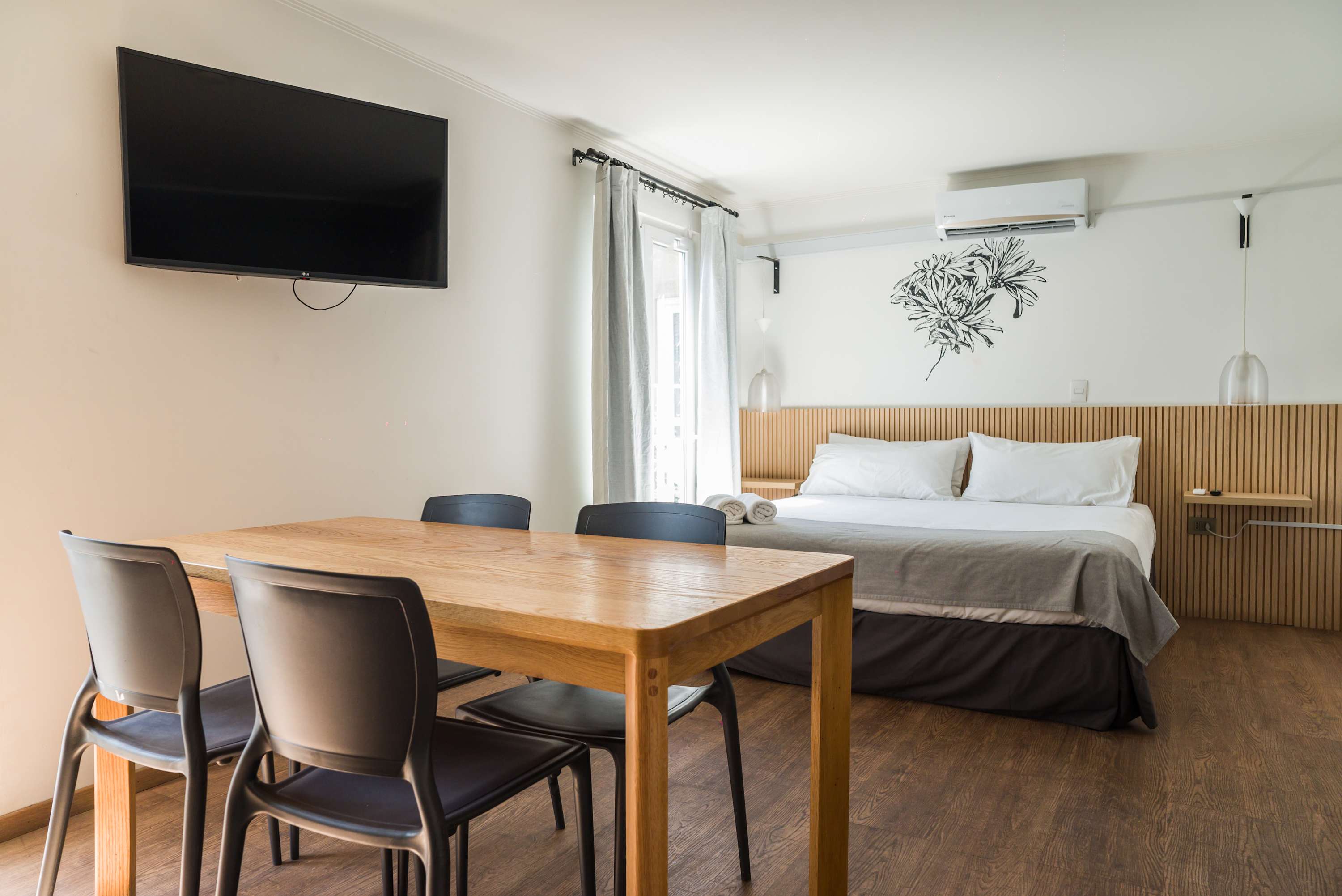 Cozy studio with modern amenities, perfect for a relaxing stay in the heart of the city.