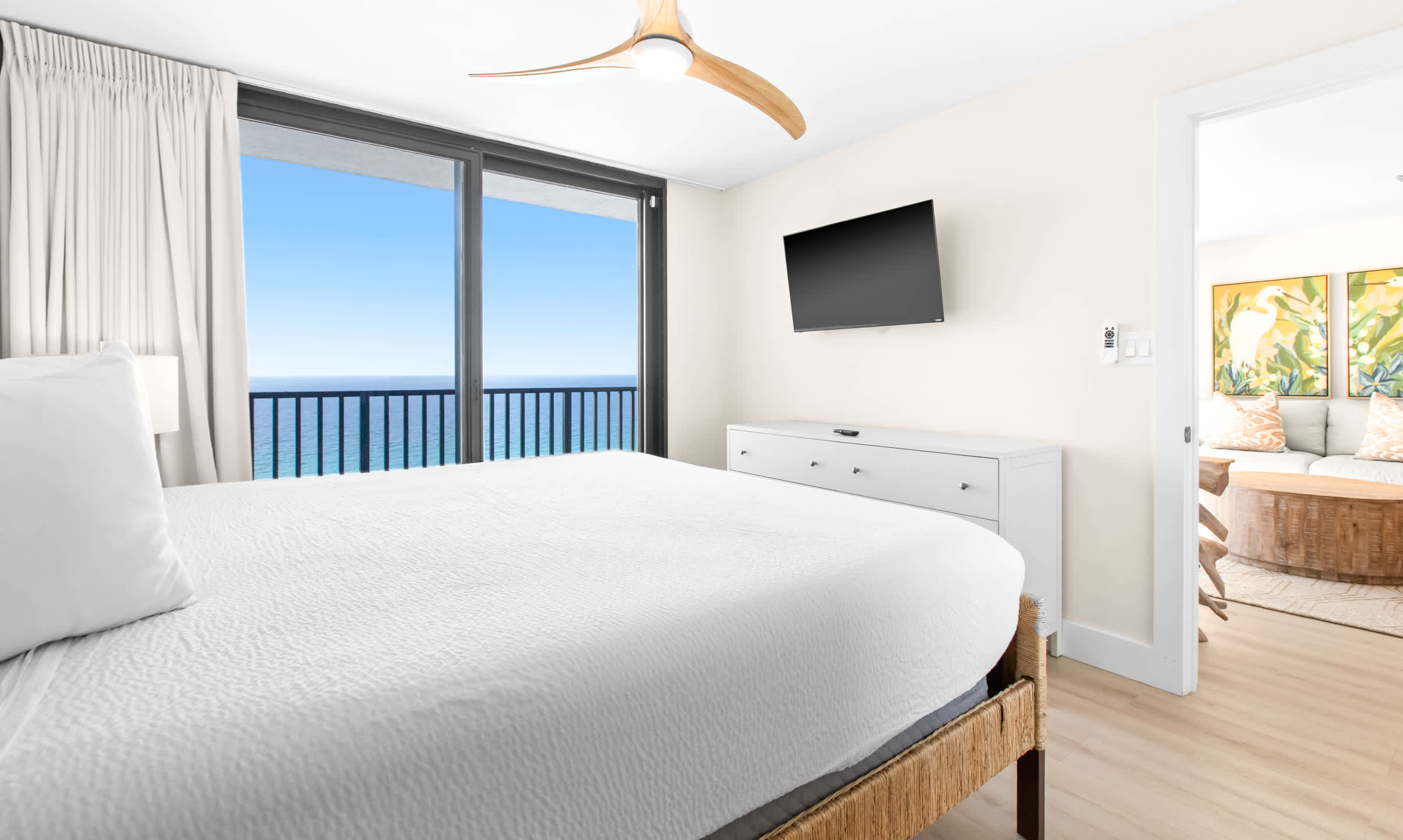 One Seagrove Place 1203 16