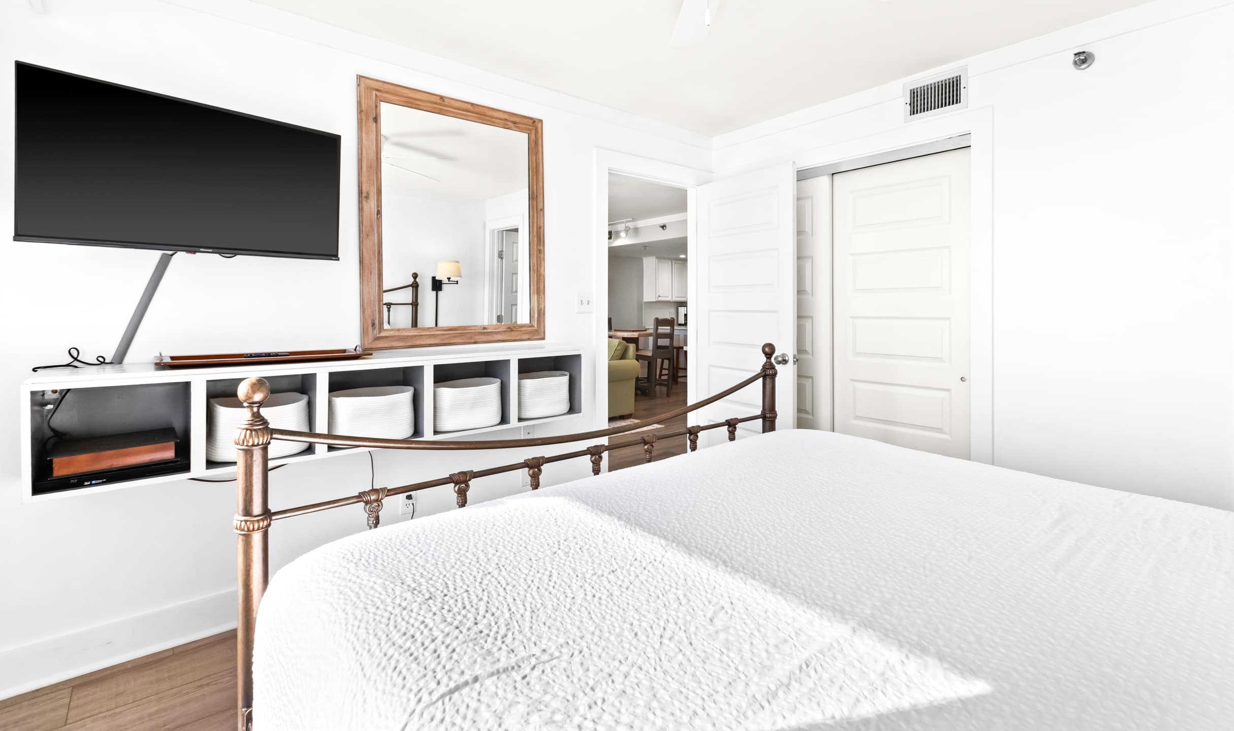 One Seagrove Place 1206 | Photo 18