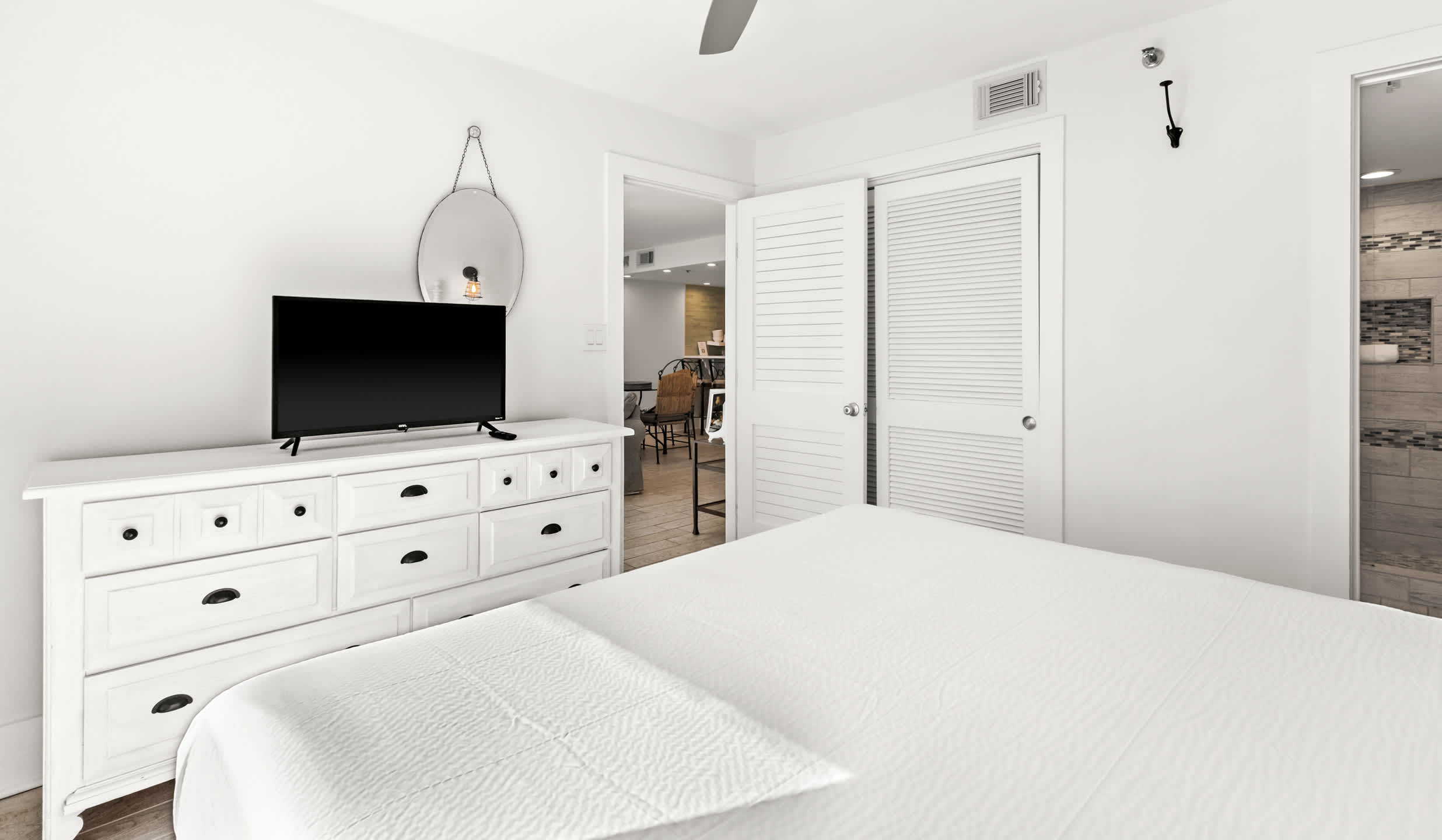 One Seagrove Place 1302 | Photo 20