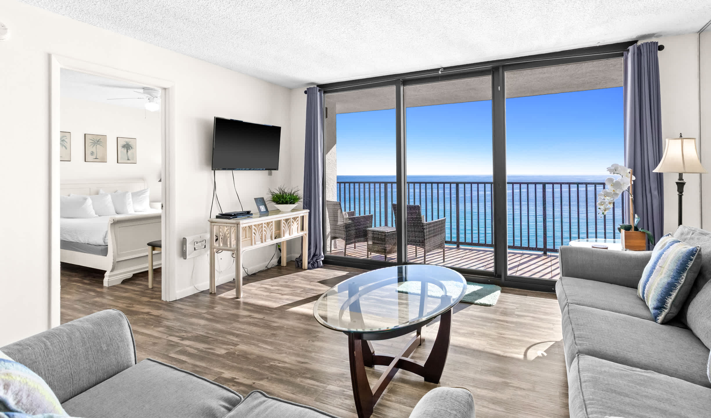 One Seagrove Place 1306 3