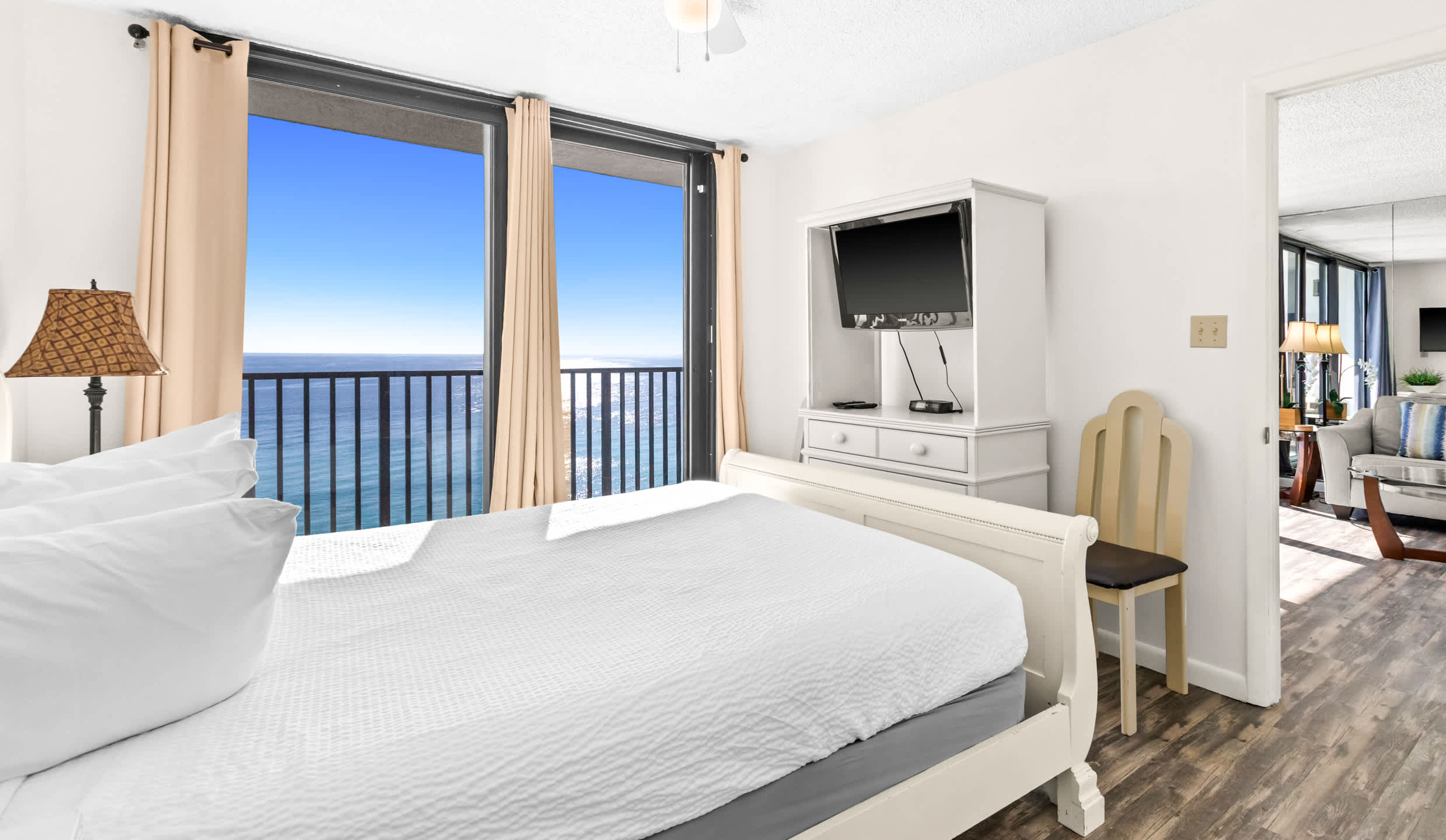 One Seagrove Place 1306 21