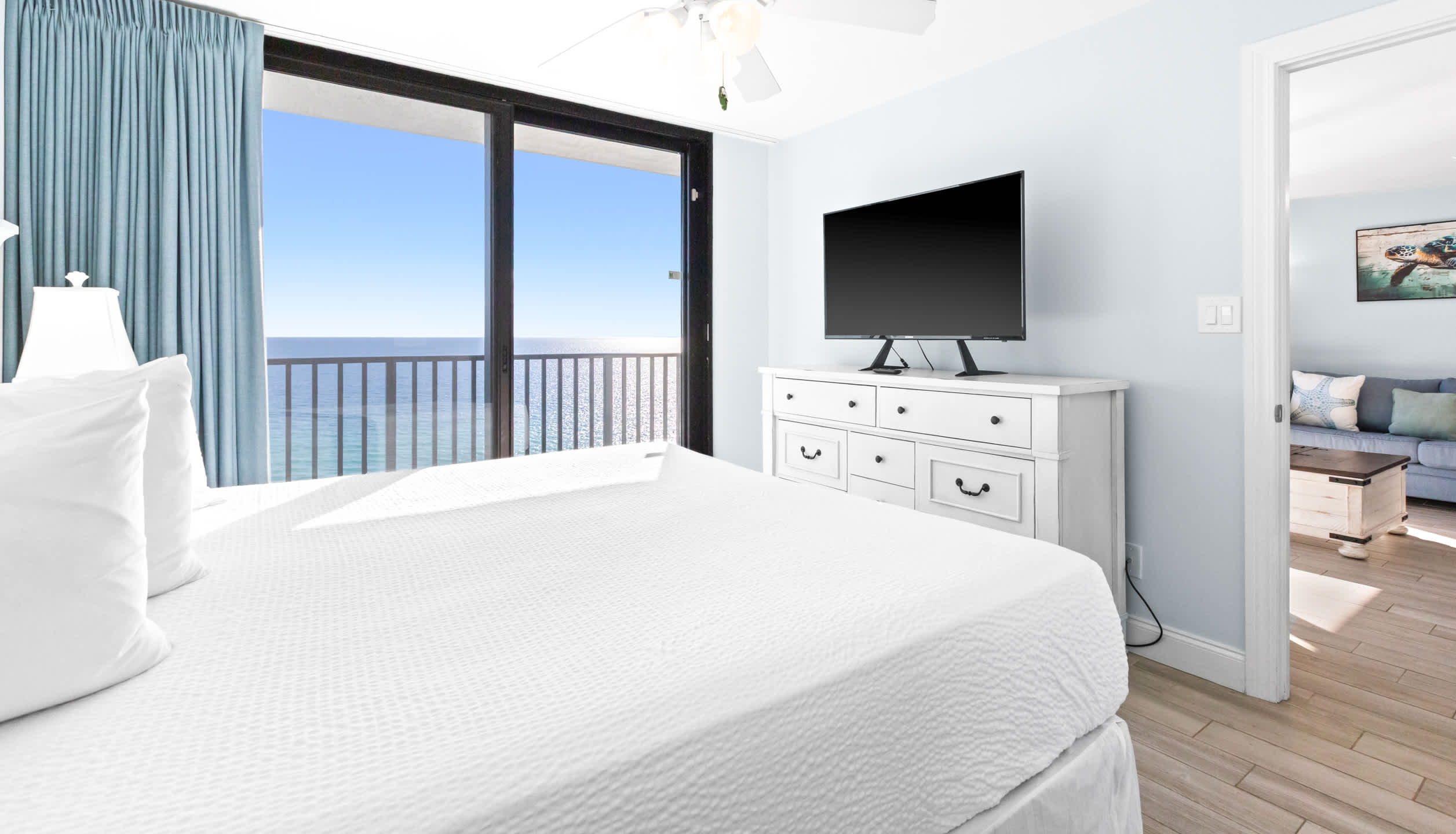 One Seagrove Place 1404 | Photo 19