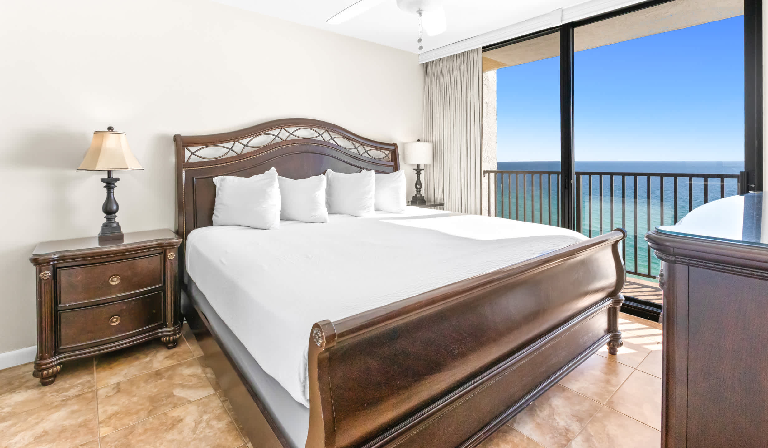 One Seagrove Place 1408 17