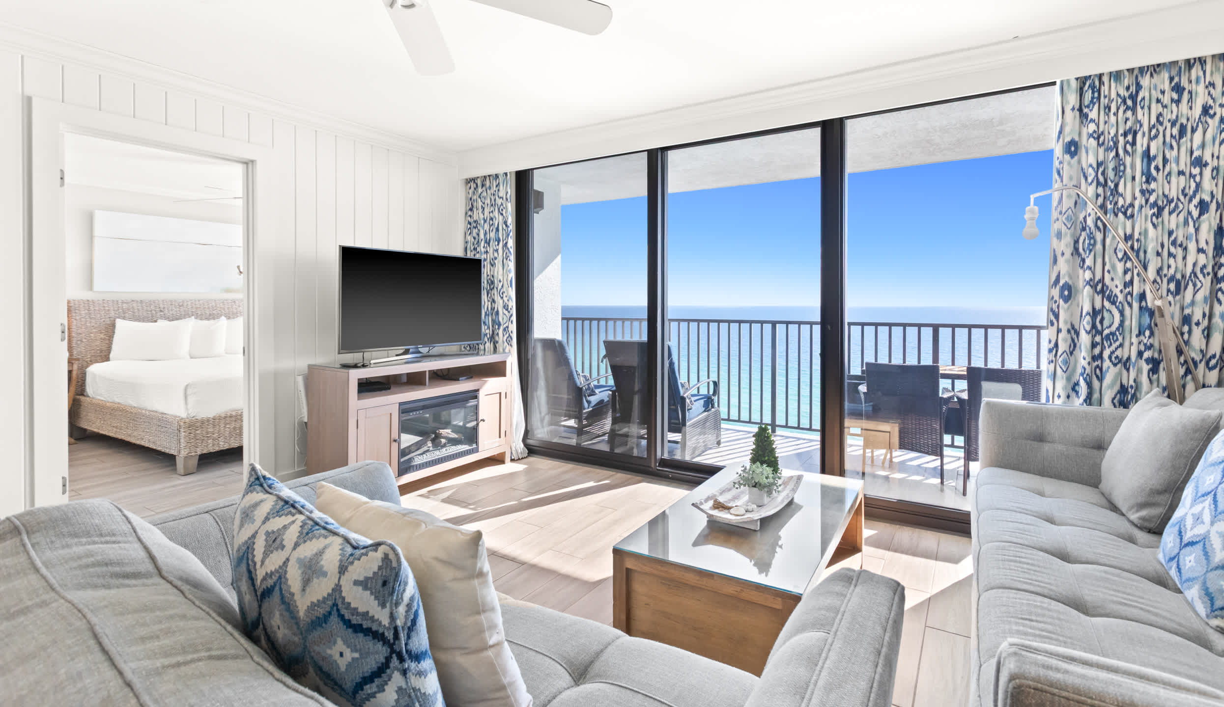 One Seagrove Place 1504 | Photo 3