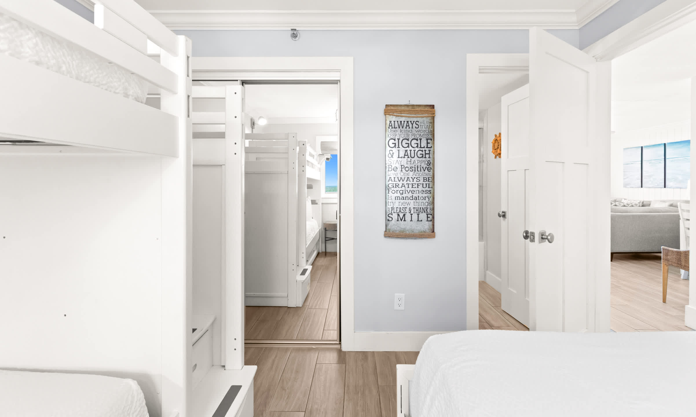 One Seagrove Place 1504 | Photo 20