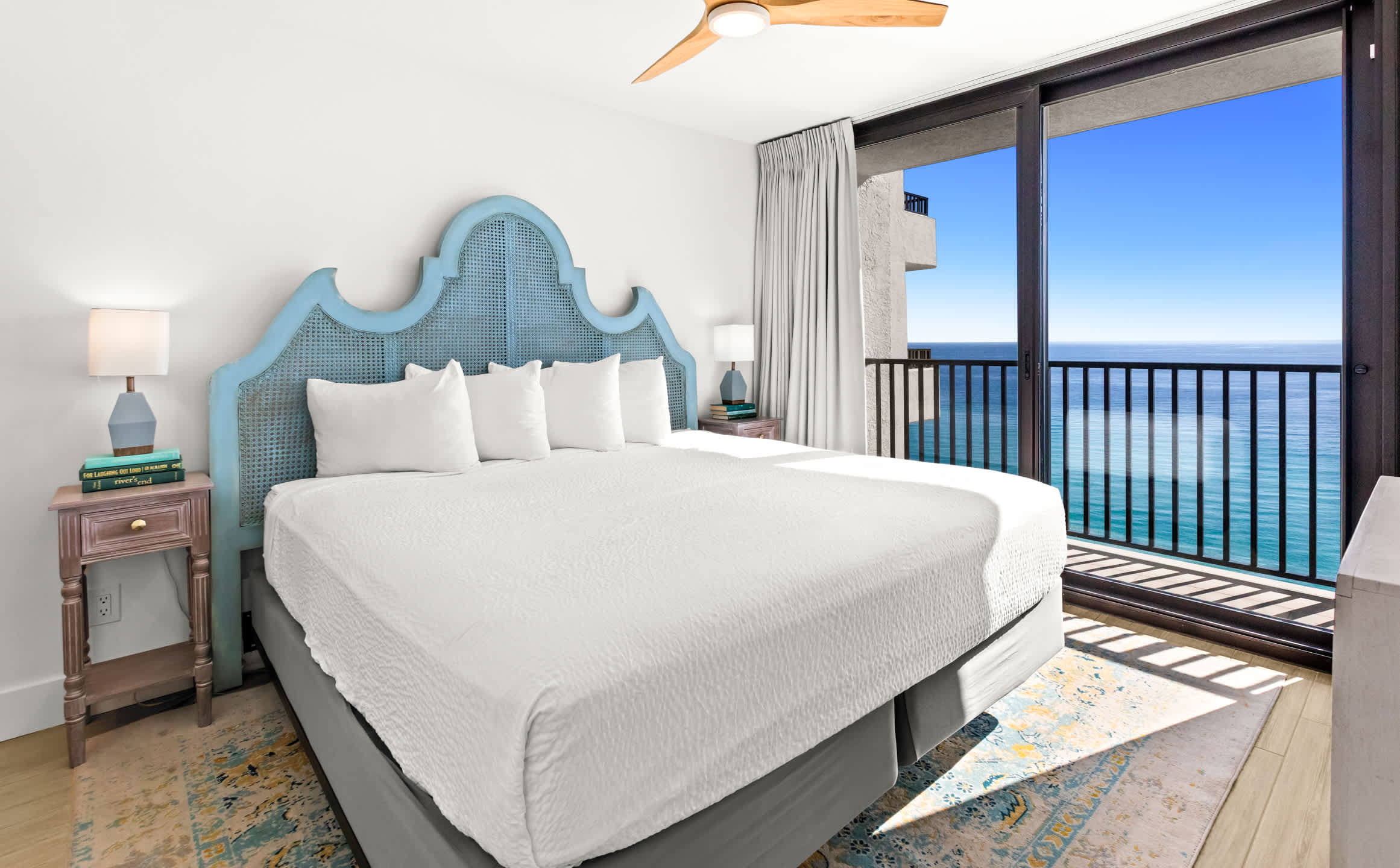 One Seagrove Place 1605 | Photo 20