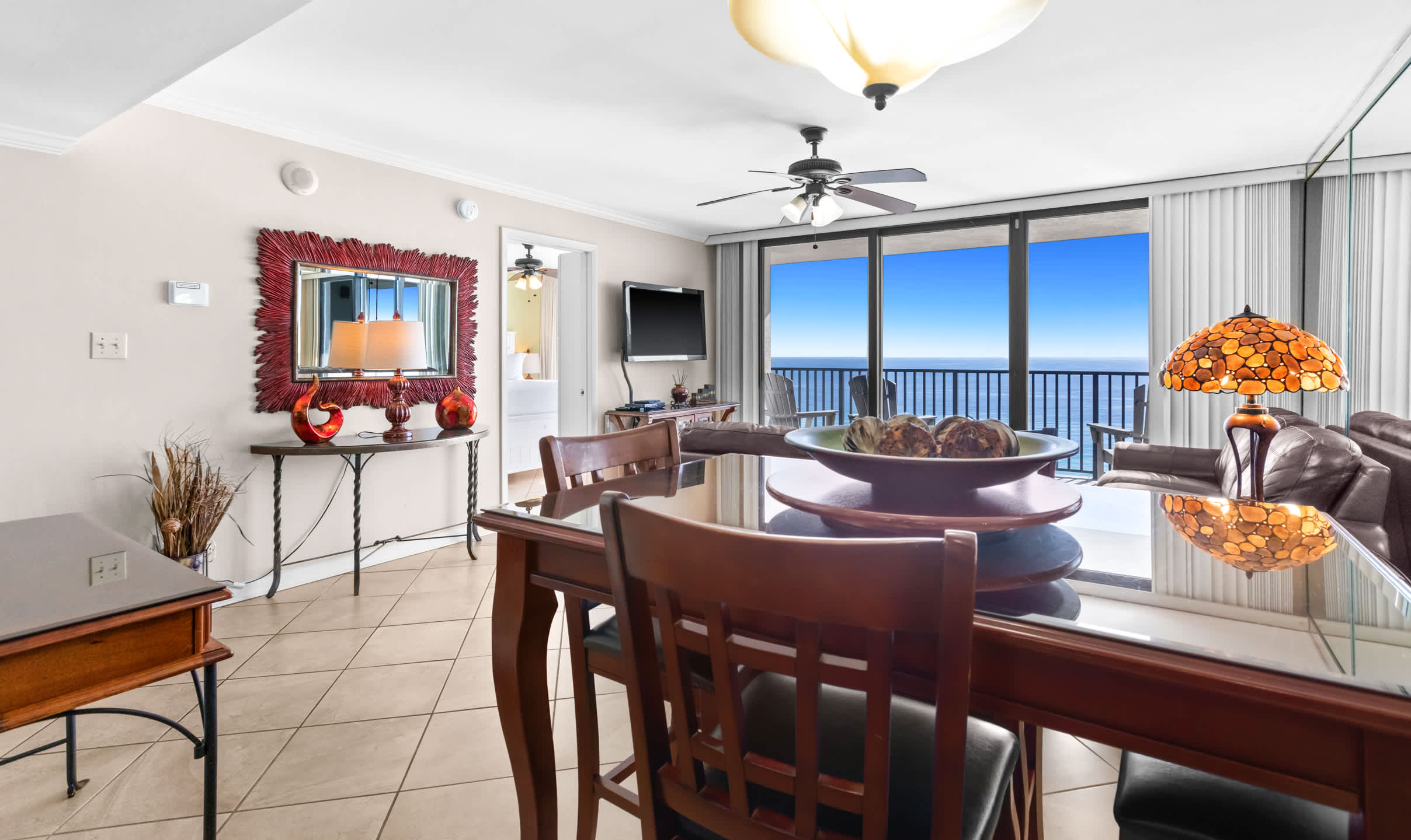 One Seagrove Place 1606 9