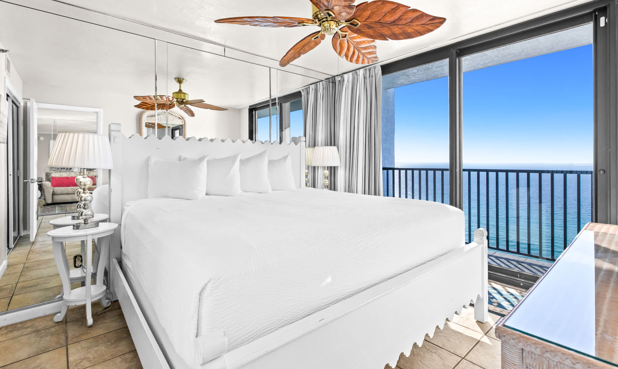 One Seagrove Place 1806 15