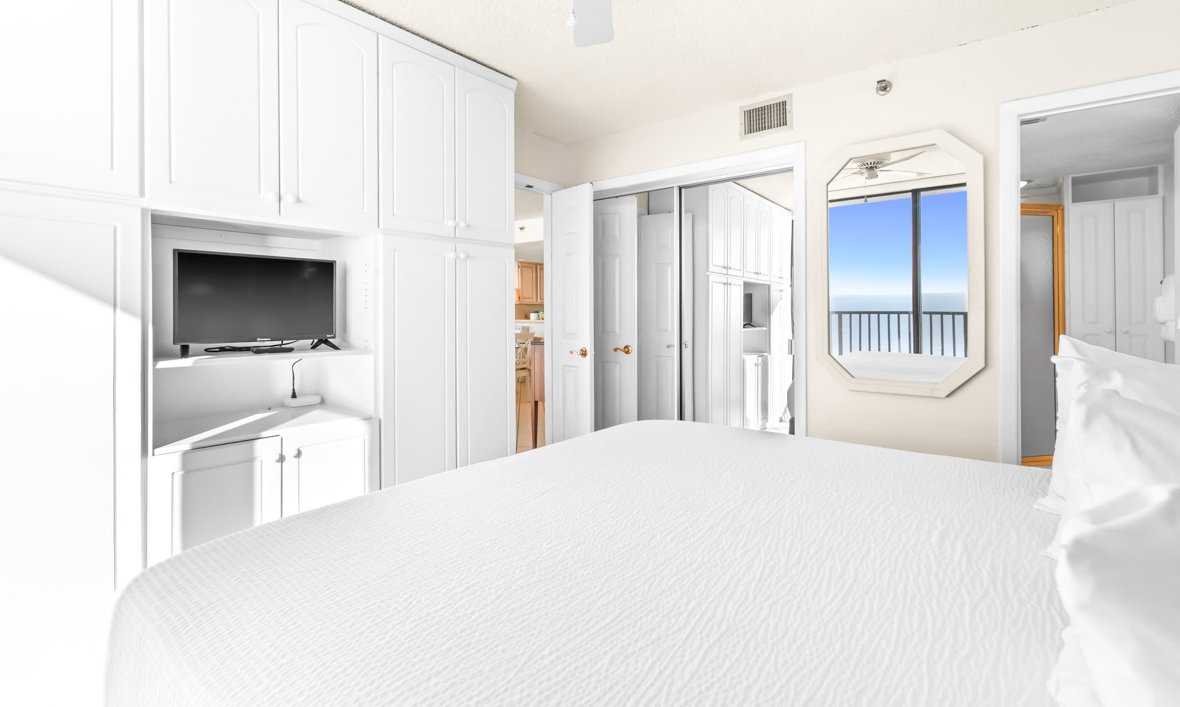 One Seagrove Place 1906 | Photo 12