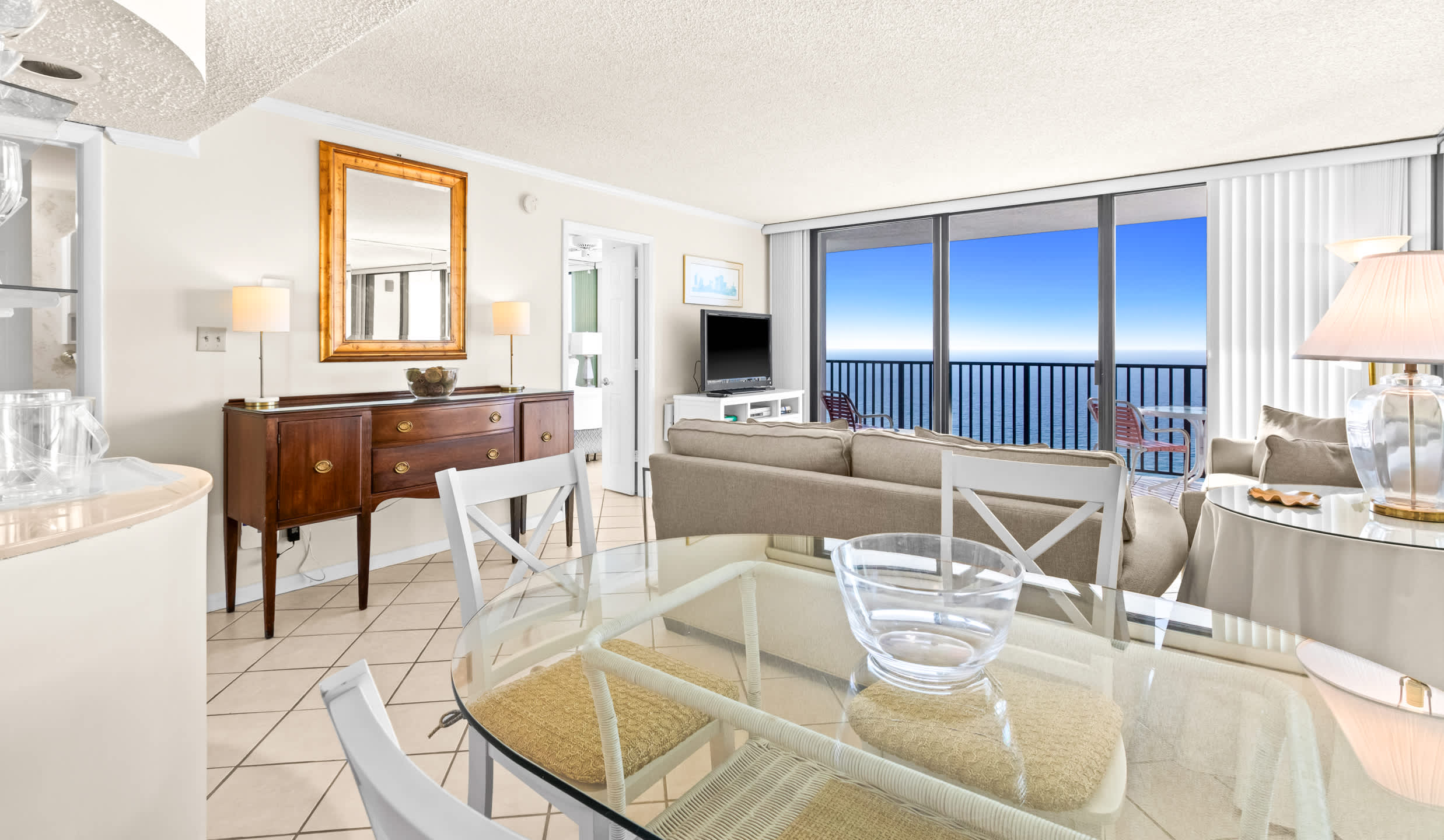 One Seagrove Place 1906 | Photo 4