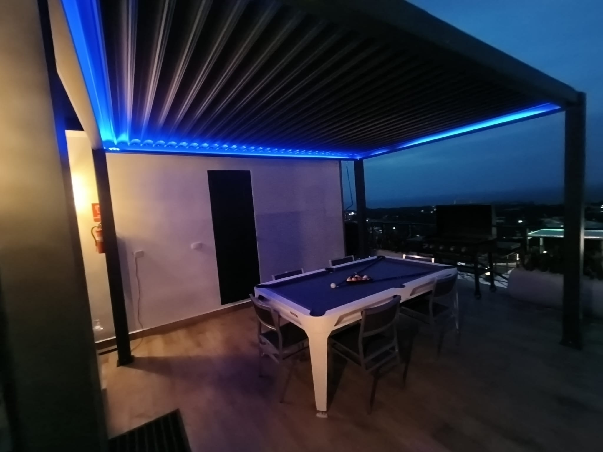 Luxury Villa on the hills looking at the atlantic ocean - Property photo