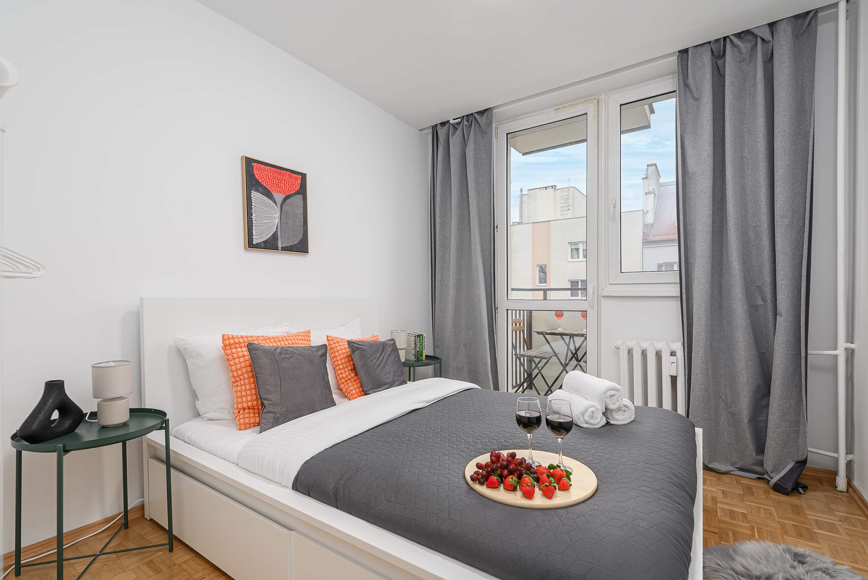 Lumina bright apartment near Łazienki Królewskie