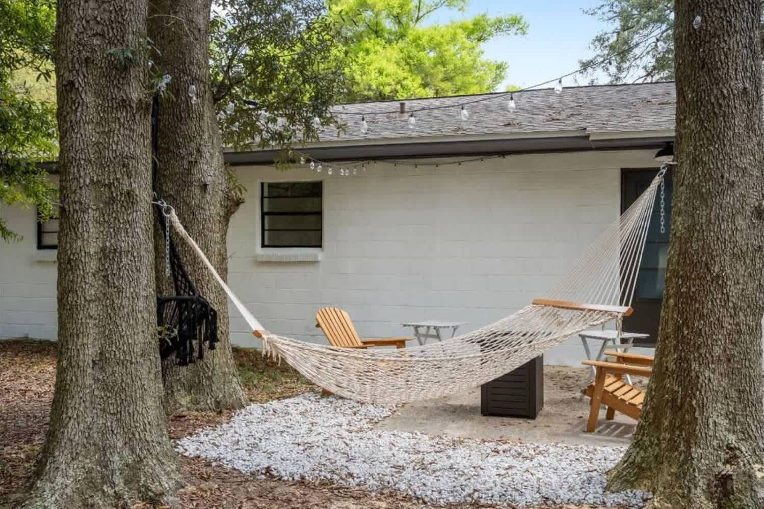 The PanAm, fire pit, bbq, kid & dog friendly — Pensacola, FL — vacation rental