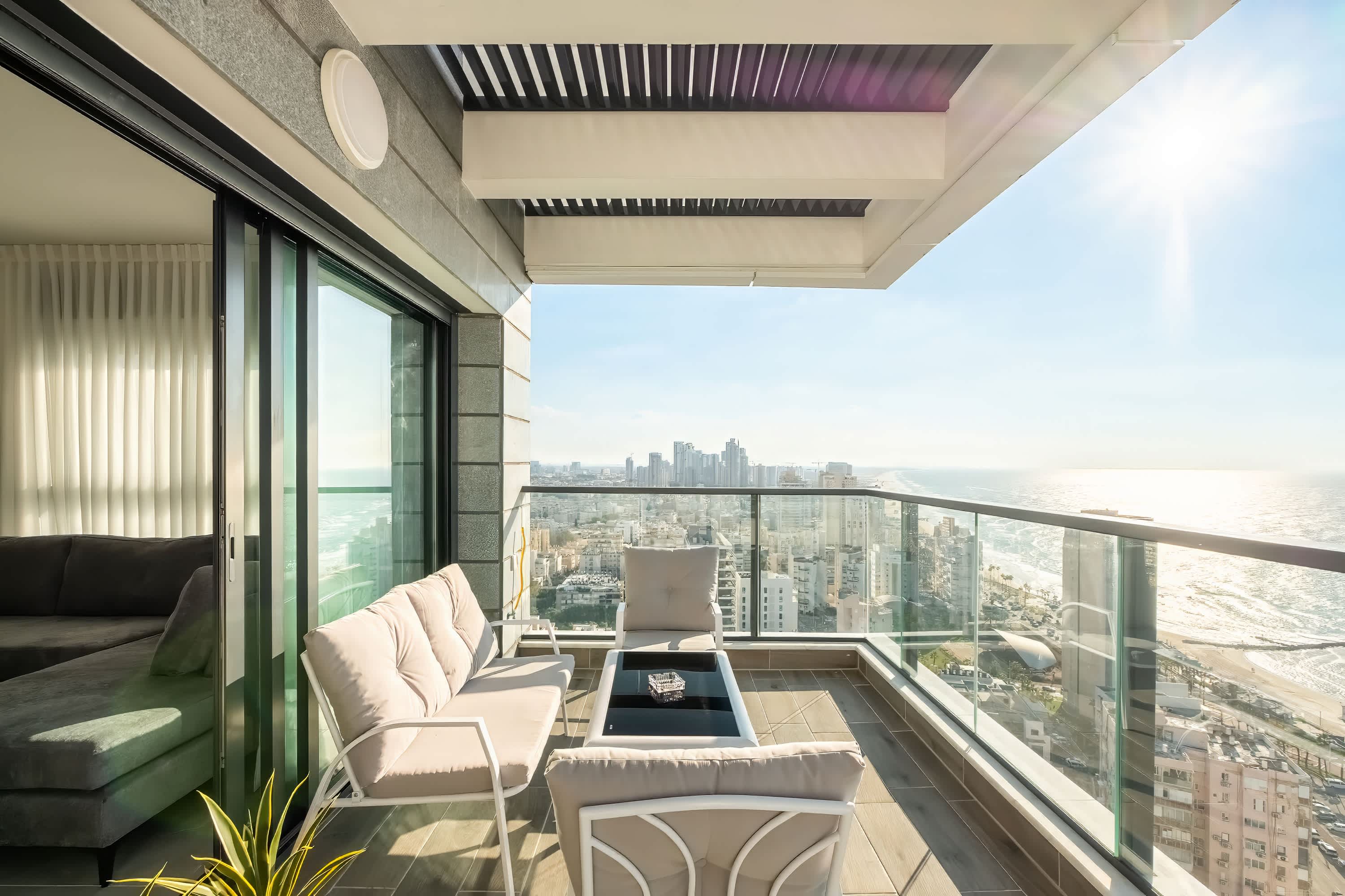 Prestige 4BR Breathtaking Sea Views | Mamad β Bat Yam, Center District β vacation rental