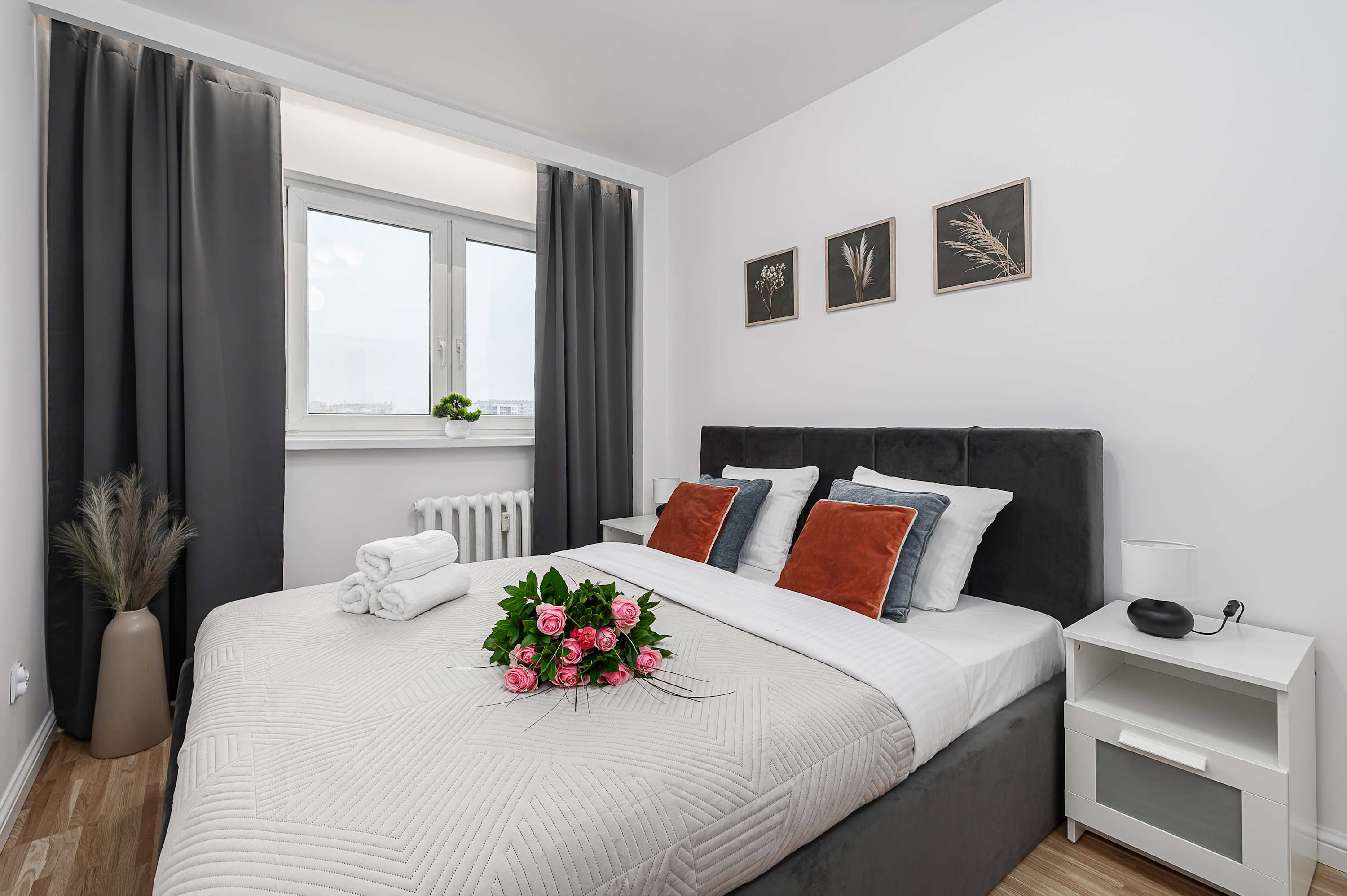 Lumina spacious 3-room apartment with balcony