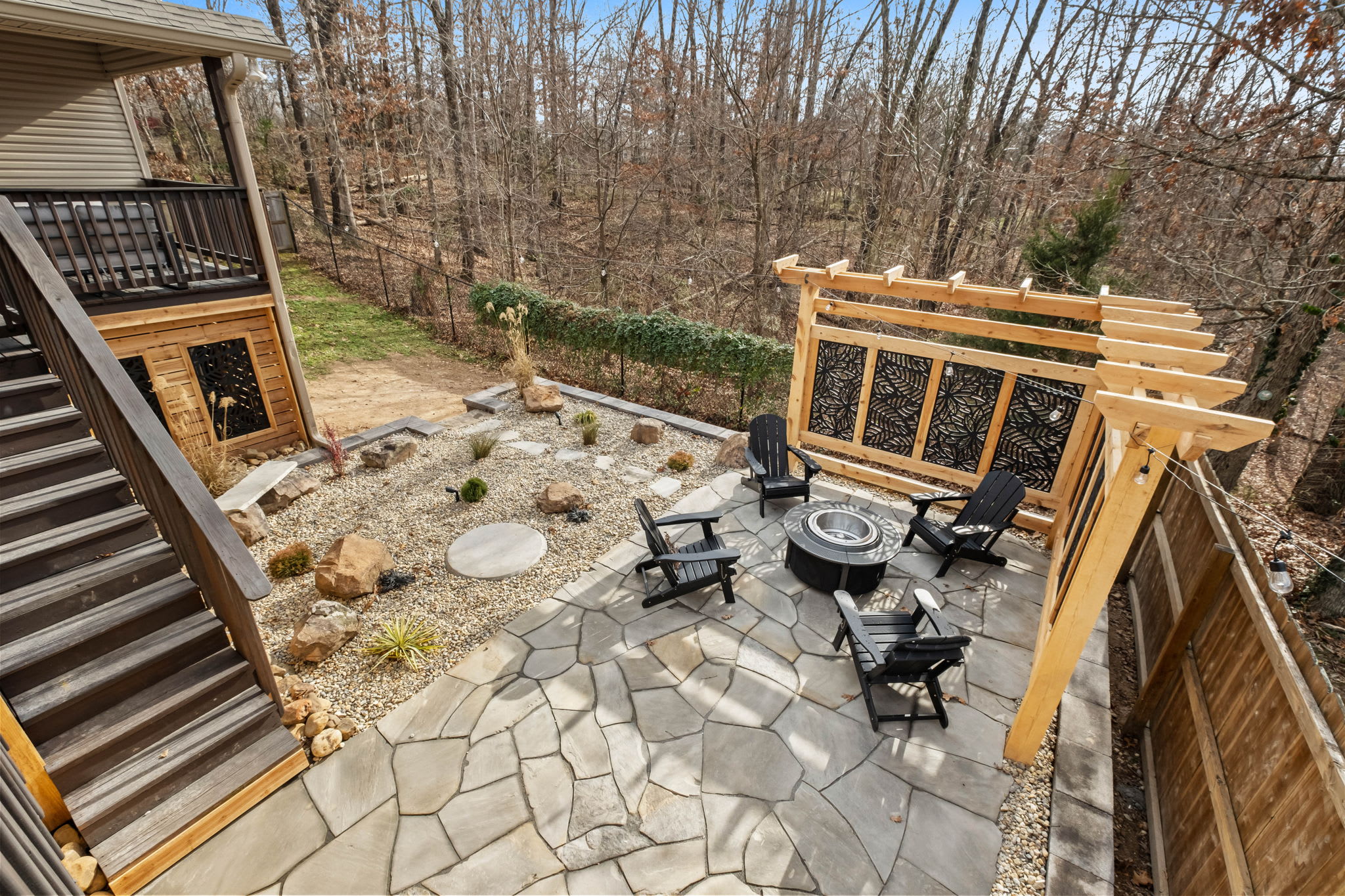 The Witherby Woodland Retreat — Bella Vista, AR — vacation rental