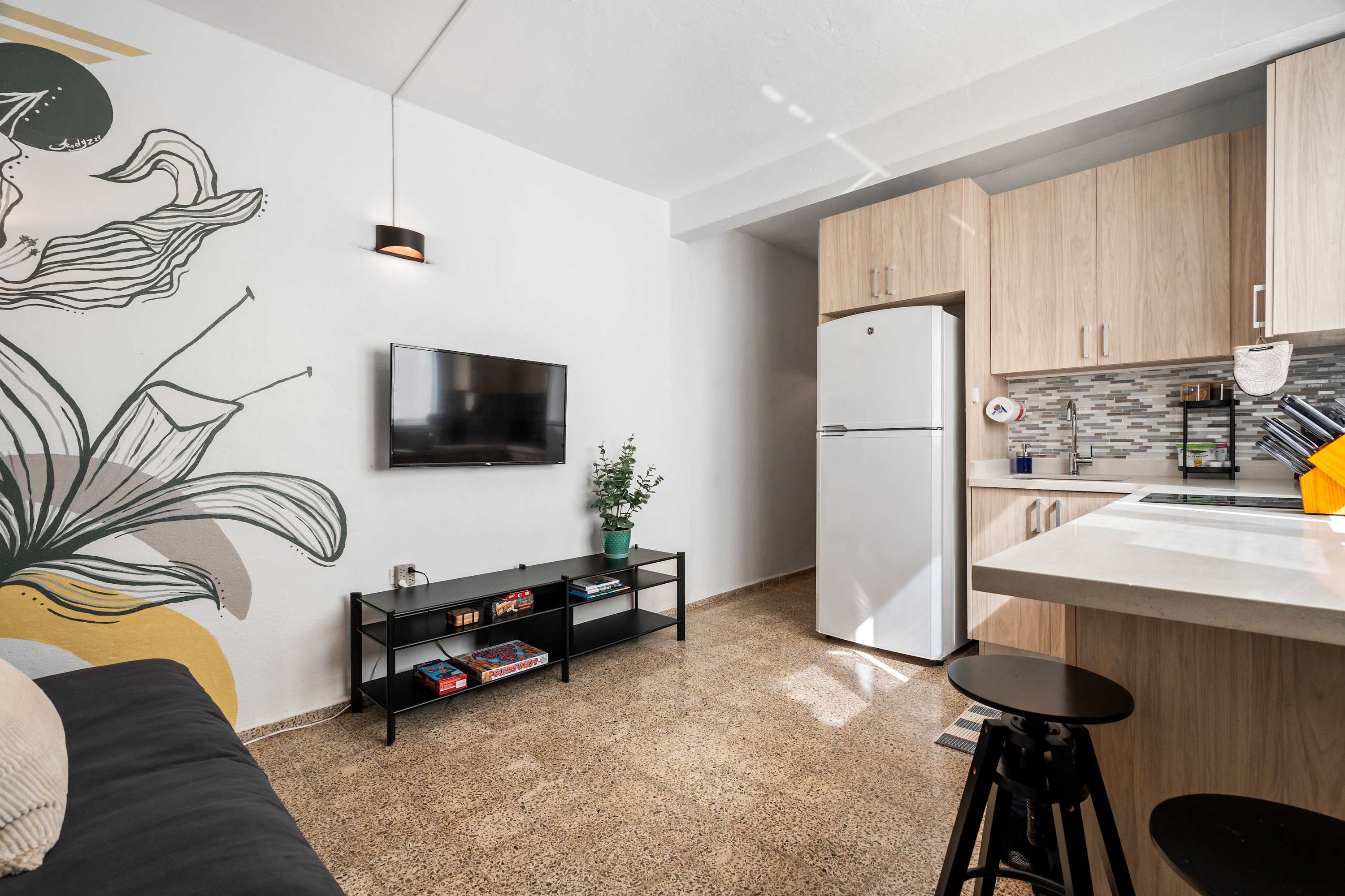 Urban Retreat | Pool & Ocean Near 5