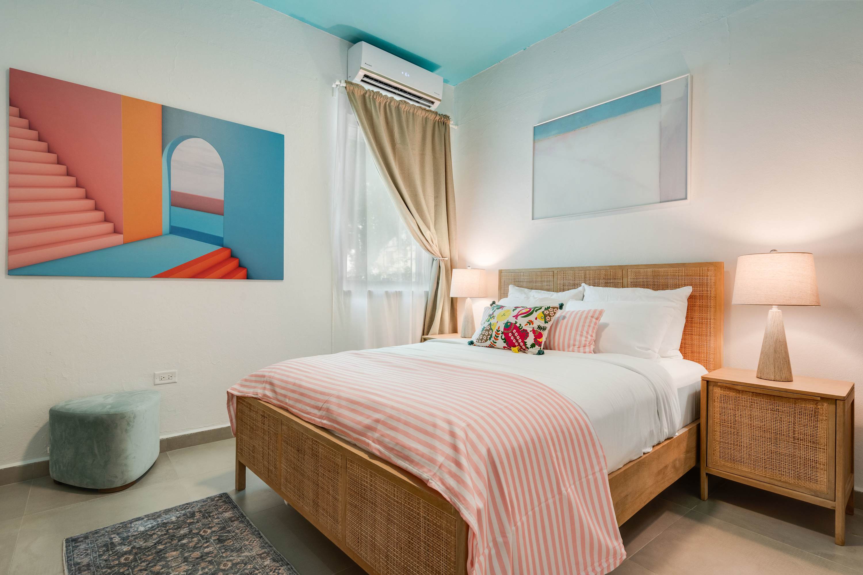 In Condado Beach | Beautiful Pool With Tanning Bed