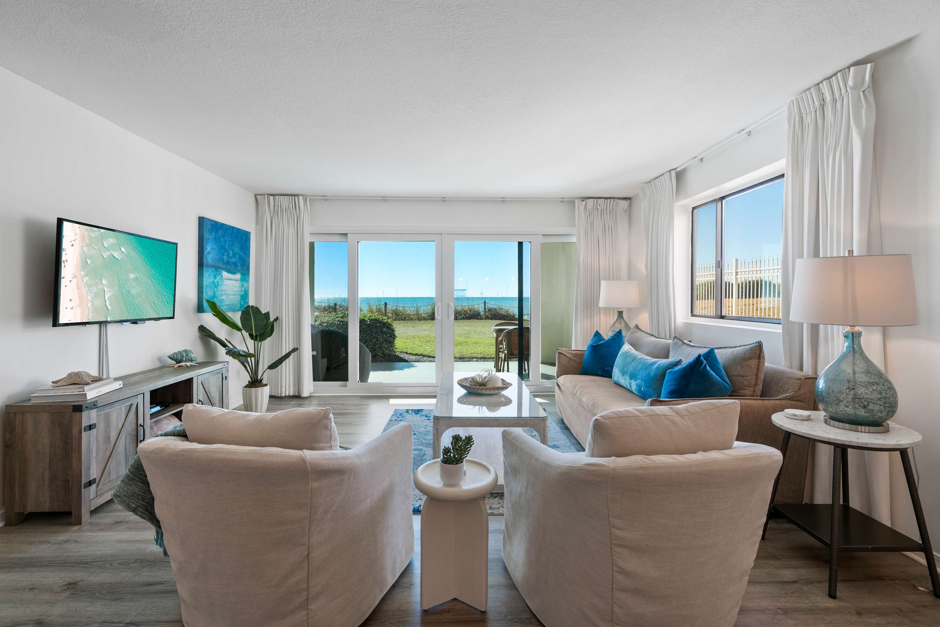 Huntington by the Sea 107 | Photo 11