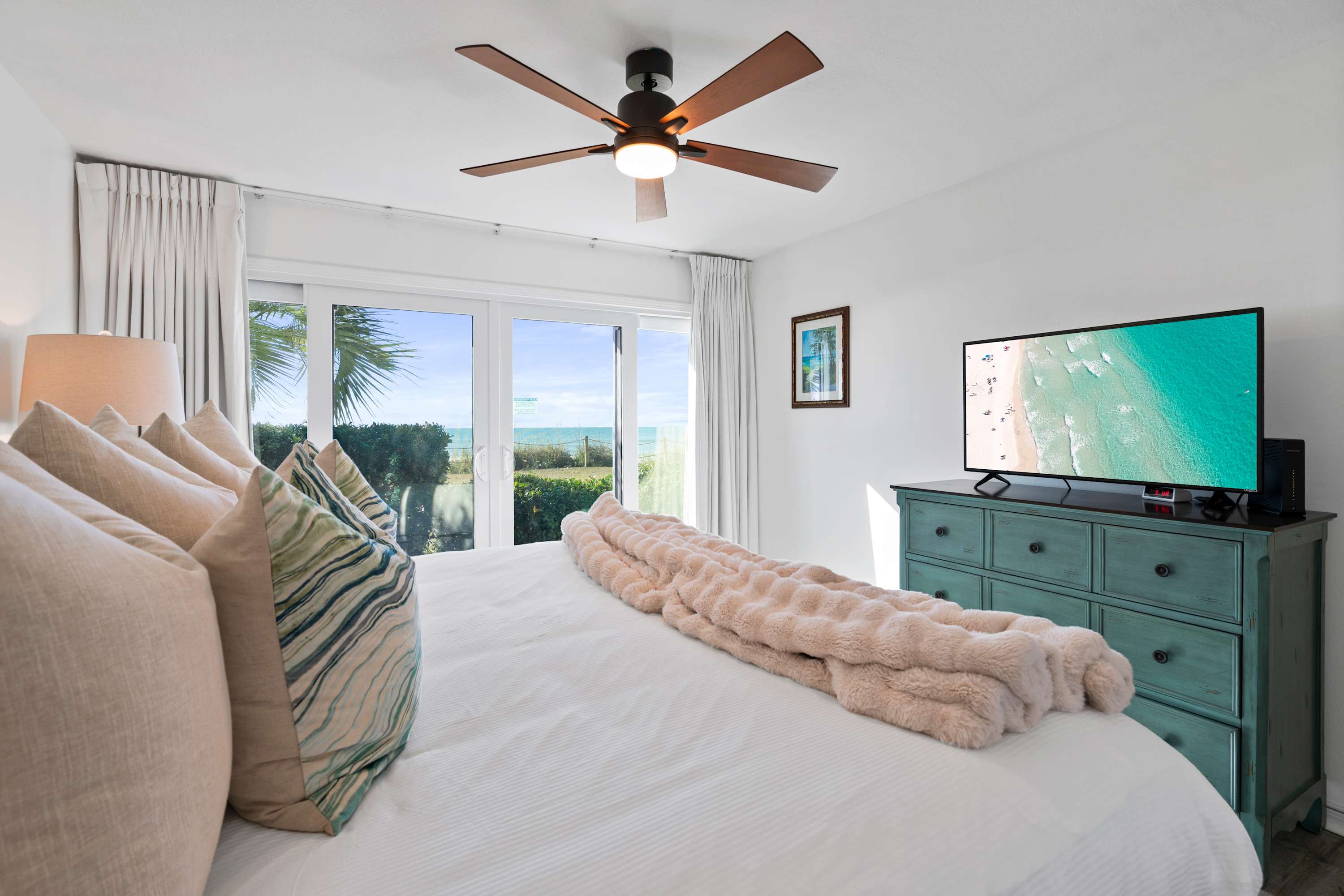 Huntington by the Sea 107 | Photo 21