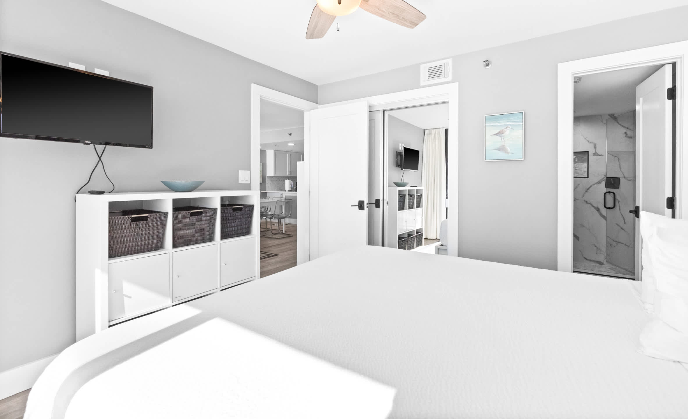 One Seagrove Place 0402 18