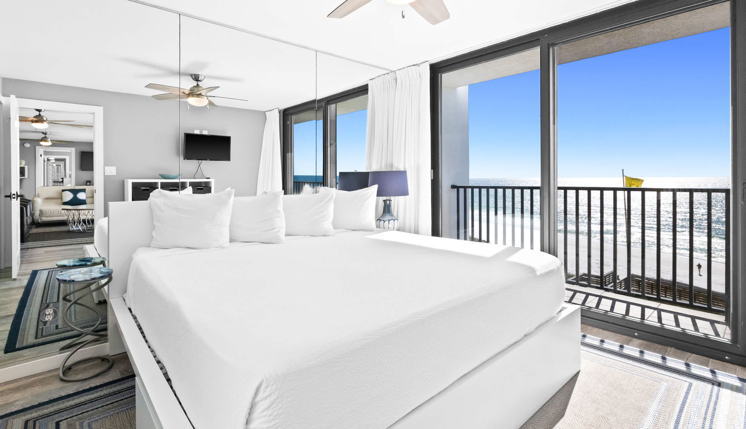 One Seagrove Place 0402 16