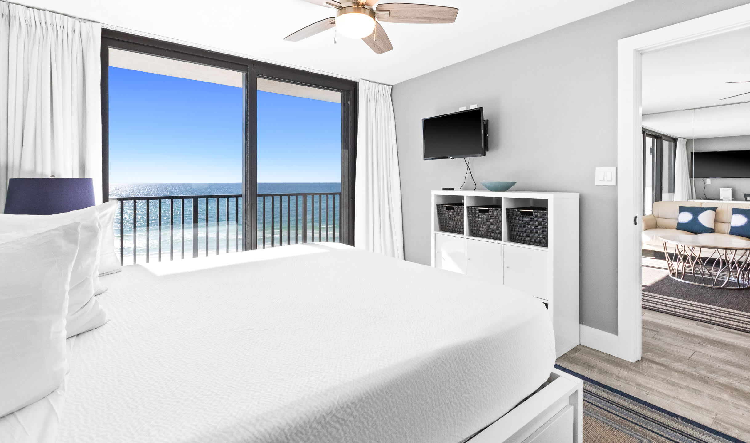 One Seagrove Place 0402 17