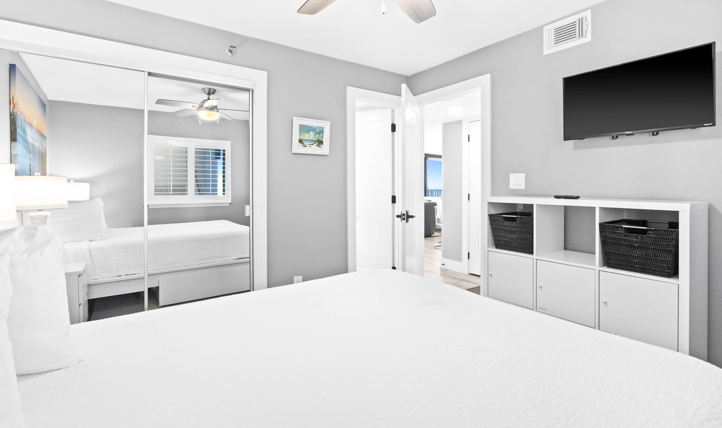 One Seagrove Place 0402 21