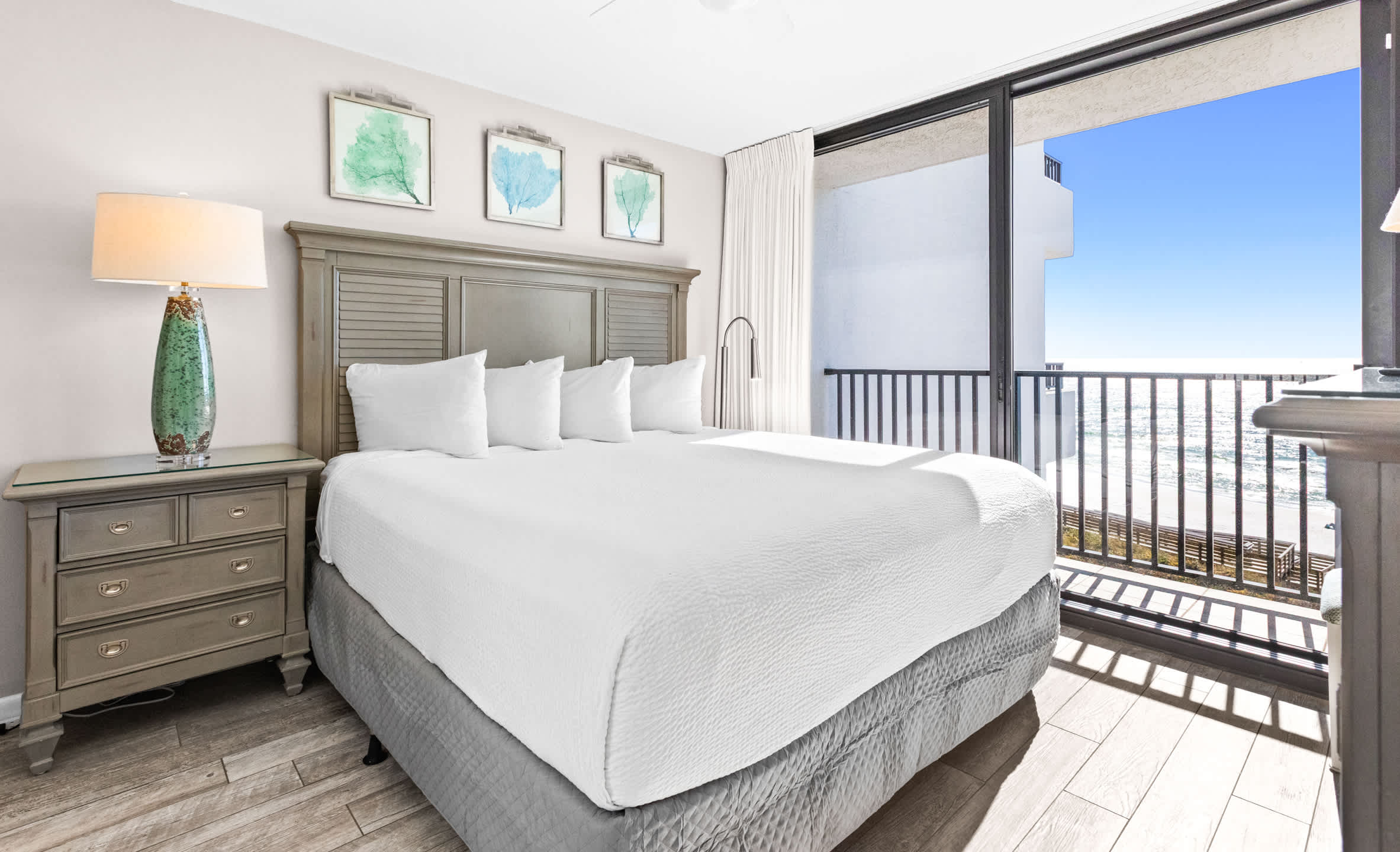 One Seagrove Place 0403 | Photo 17