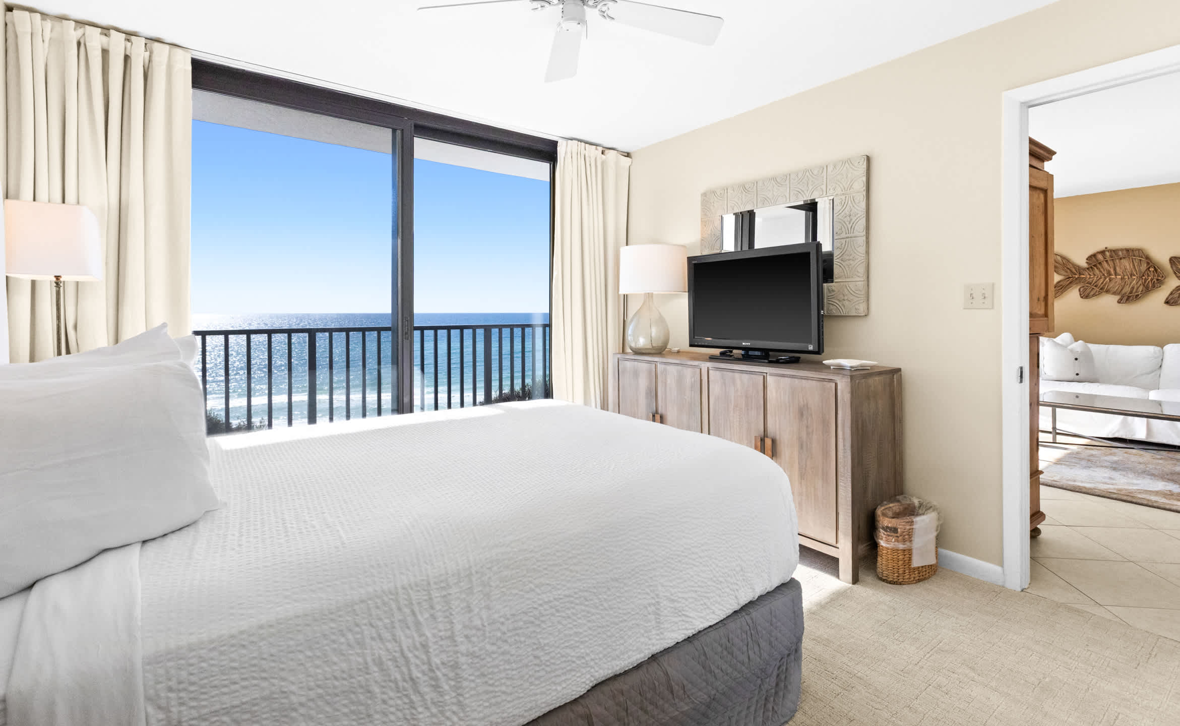 One Seagrove Place 0405 16