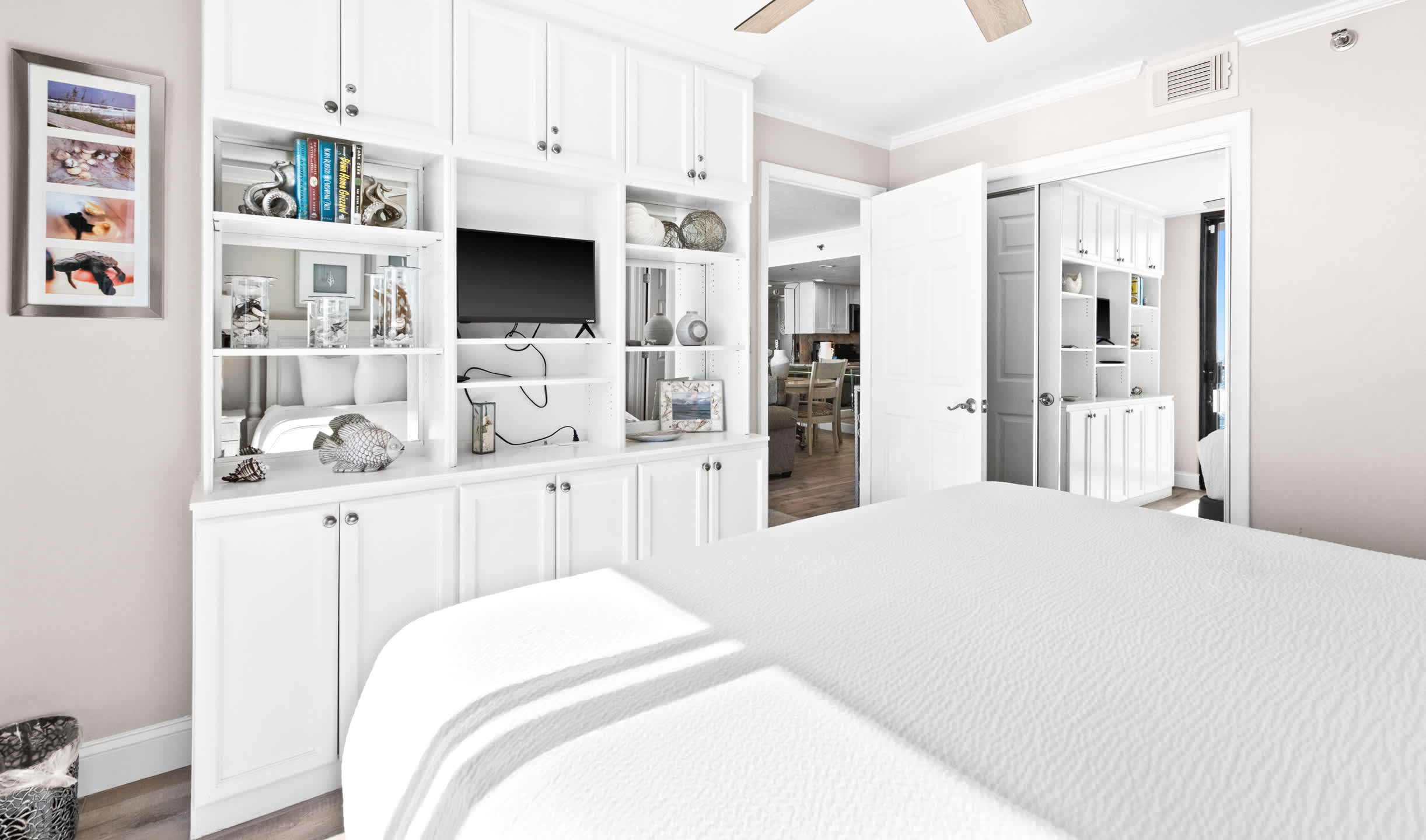 One Seagrove Place 0408 | Photo 17