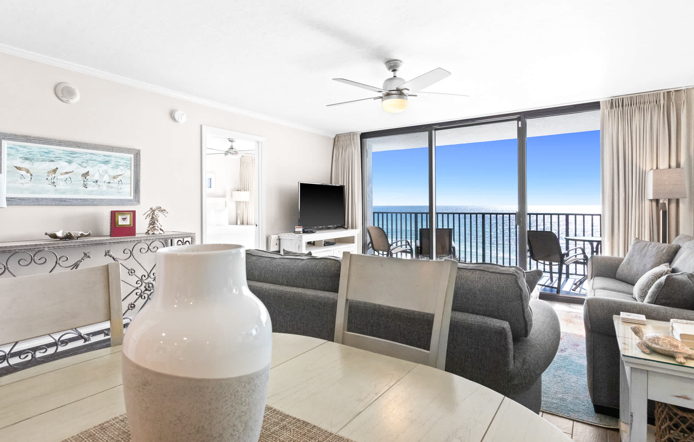 One Seagrove Place 0408 | Photo 8