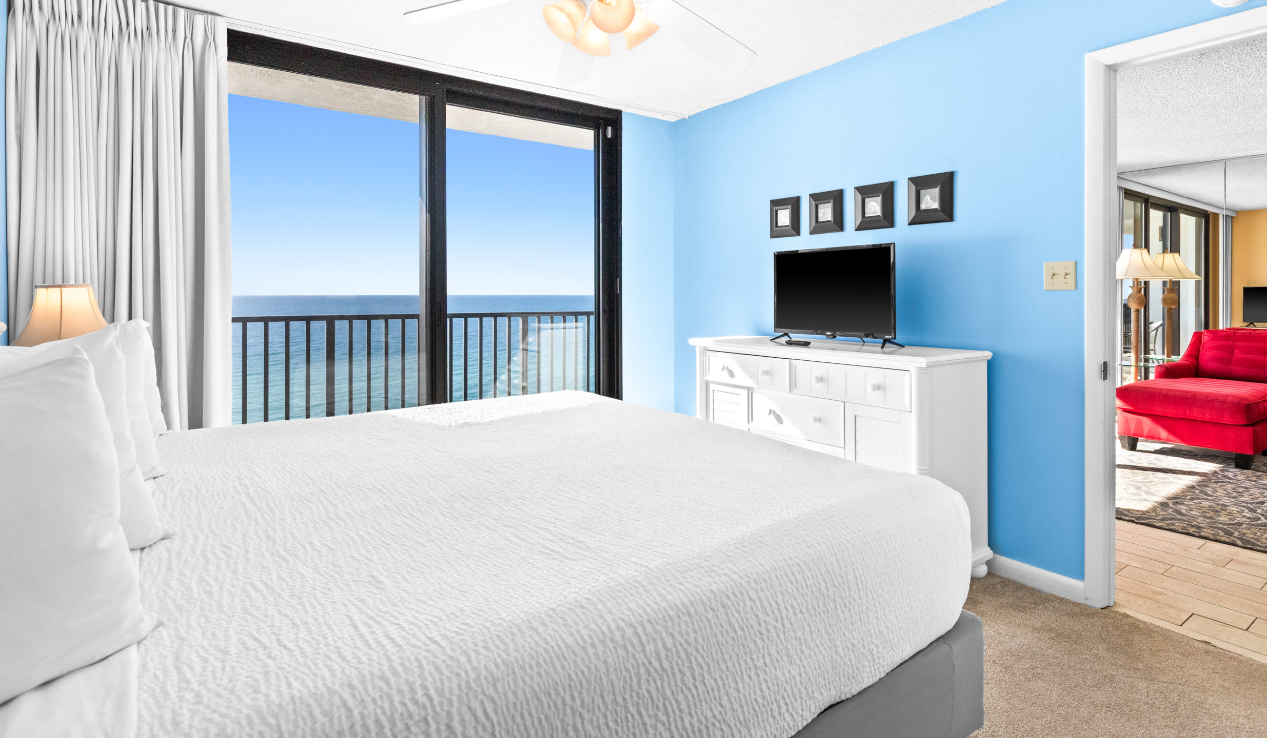 One Seagrove Place 1001 15