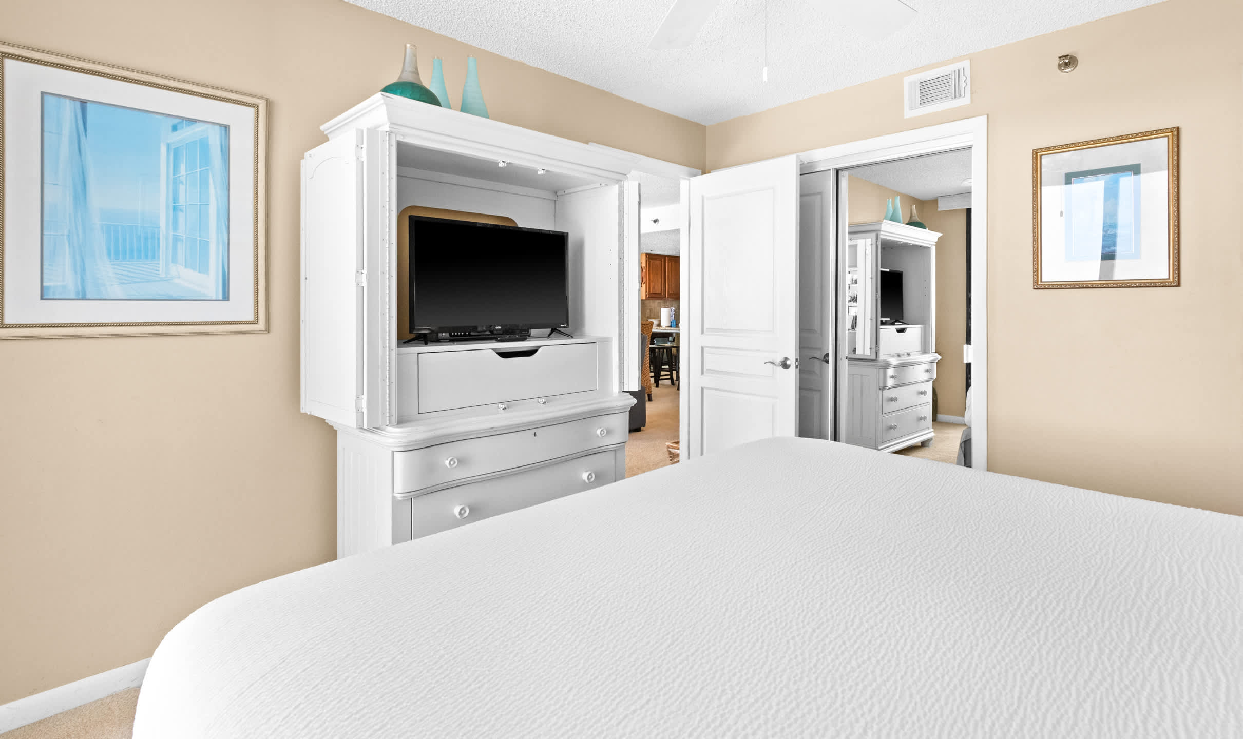 One Seagrove Place 1007 | Photo 23