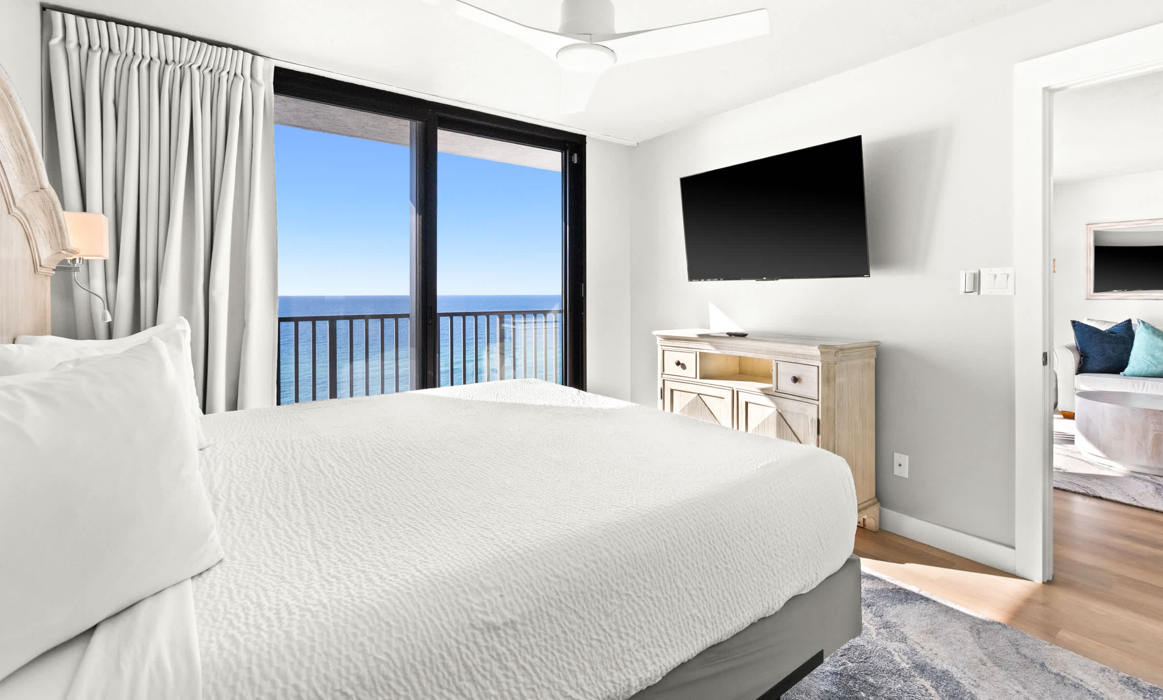 One Seagrove Place 1008 | Photo 18