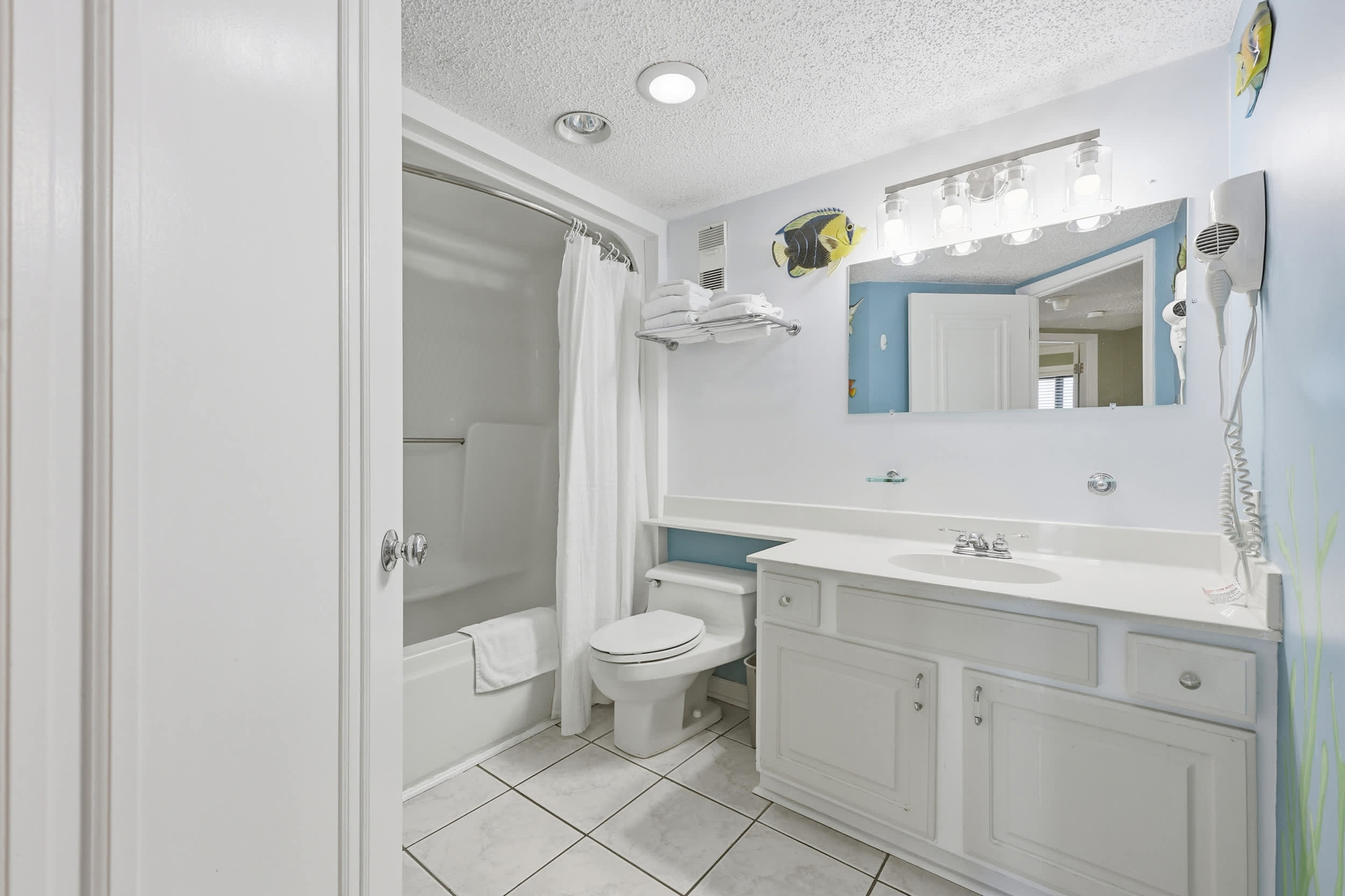 Salt N Sky Oceanfront w Reclining Sofa