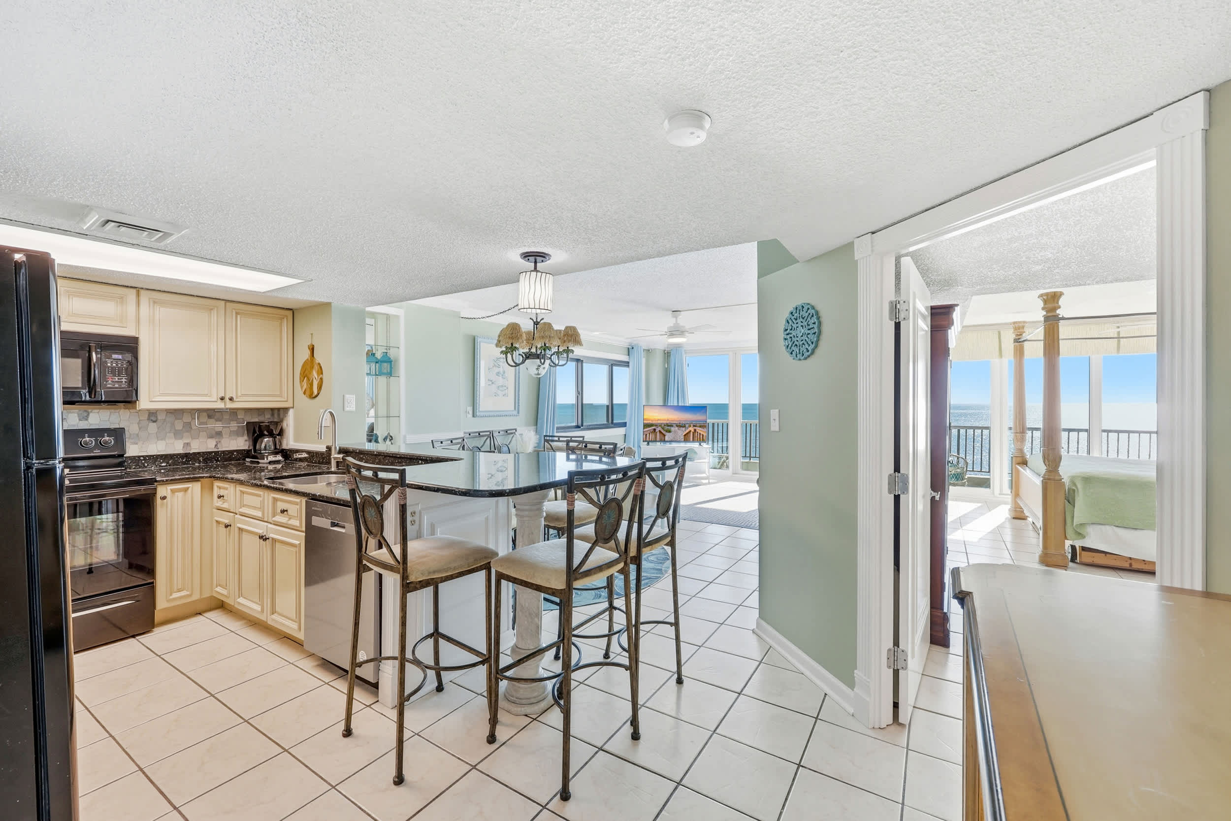 Salt N Sky Oceanfront w Reclining Sofa