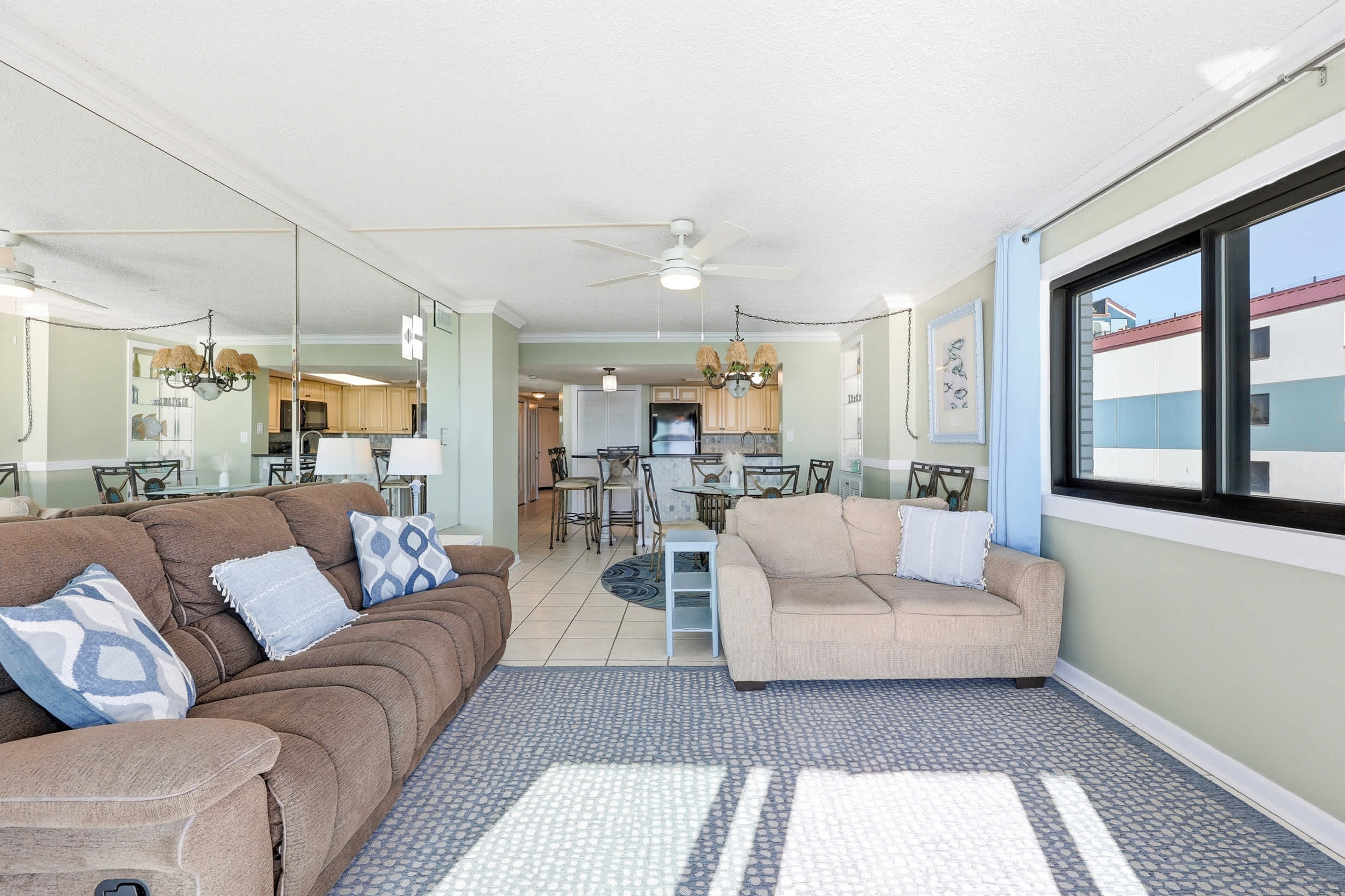 Salt N Sky Oceanfront w Reclining Sofa