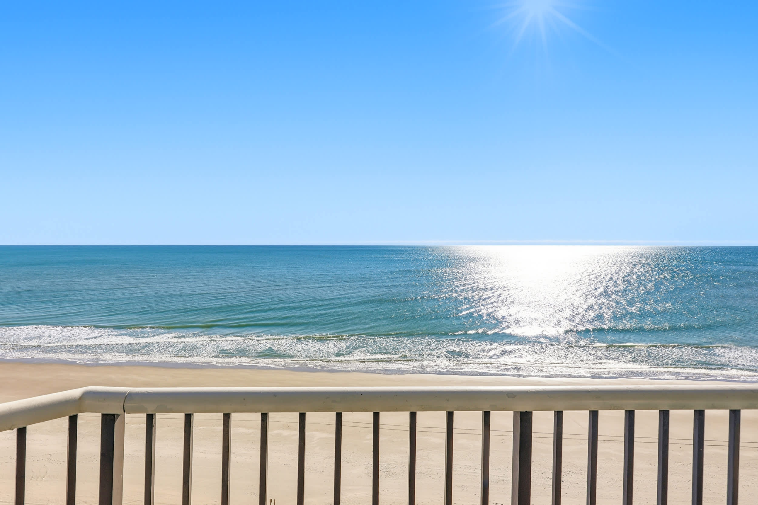 Salt N Sky Oceanfront w Reclining Sofa