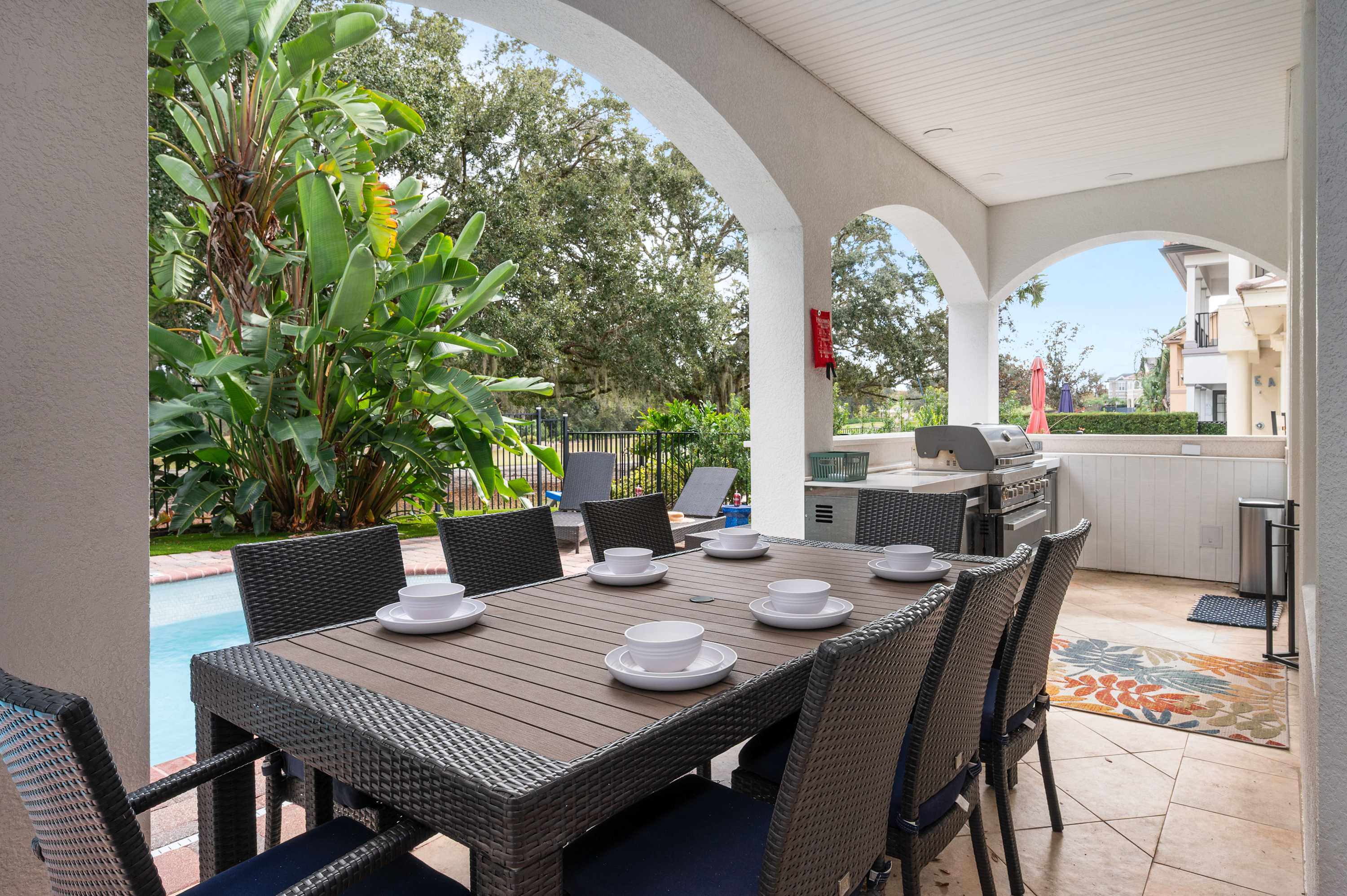 Reunion villa w/ pool & cinema room